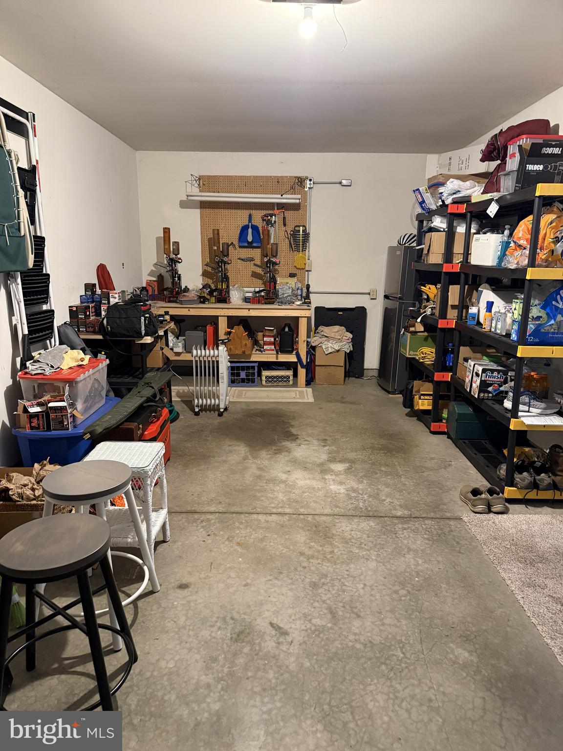 THOMAS GARDENS - Residential