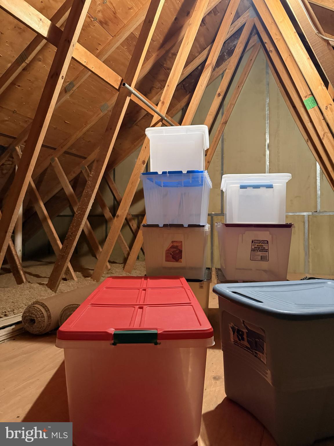 THOMAS GARDENS - Residential