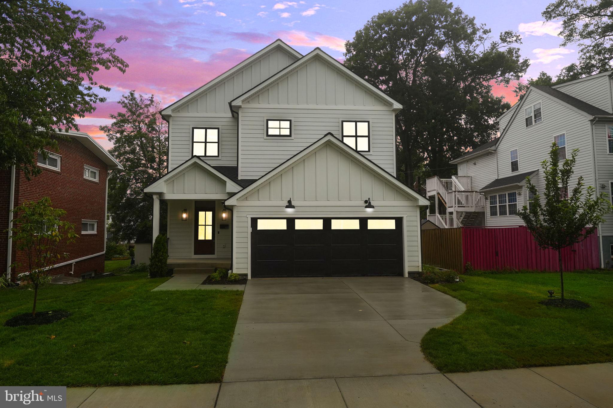 ADDISON HEIGHTS - Residential