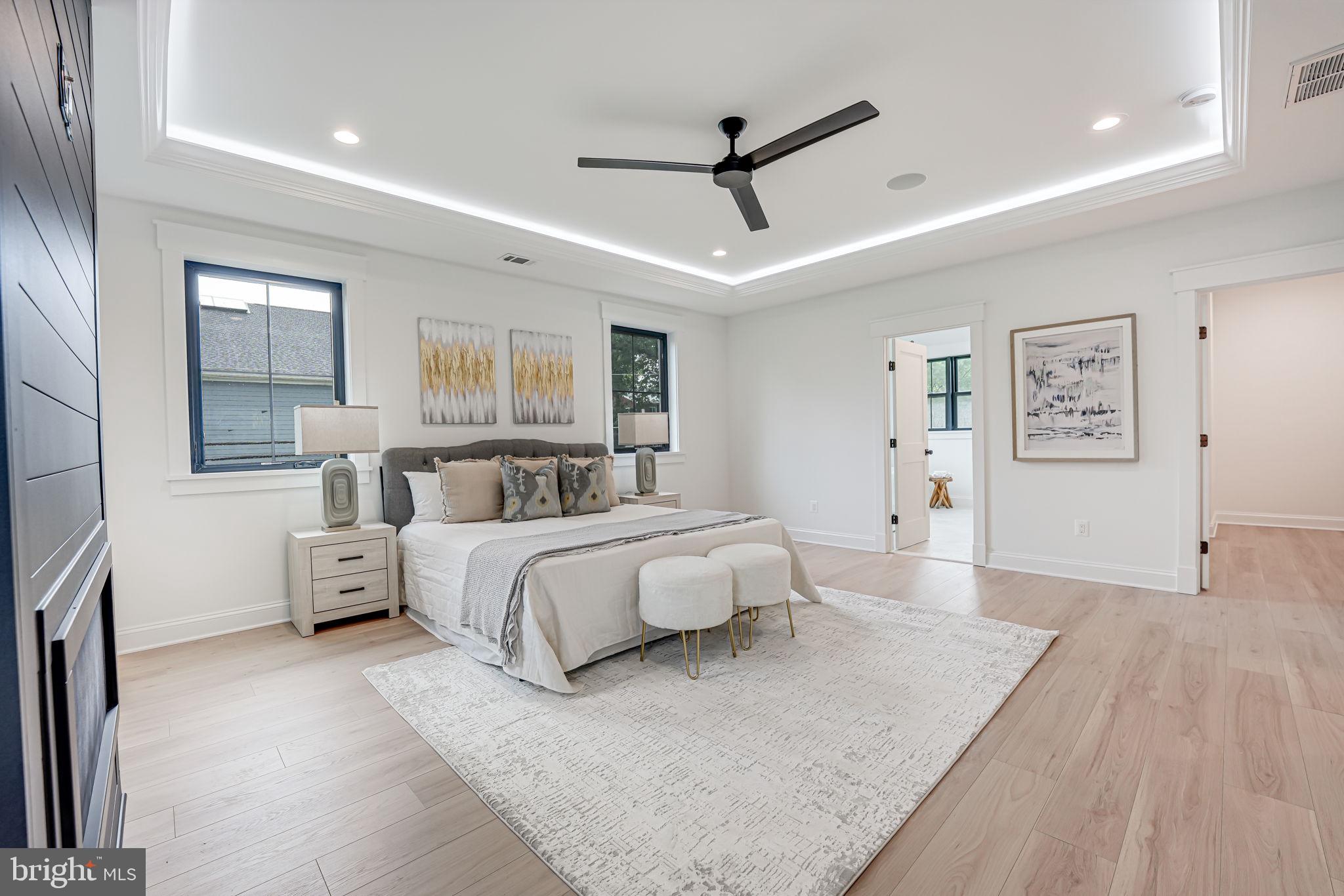 ADDISON HEIGHTS - Residential