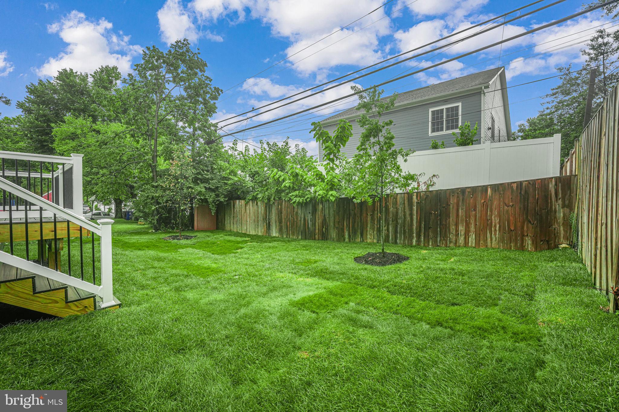 ADDISON HEIGHTS - Residential