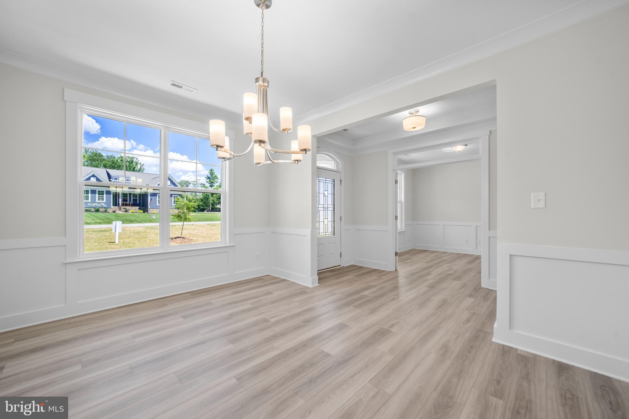 3943 JETT COURT