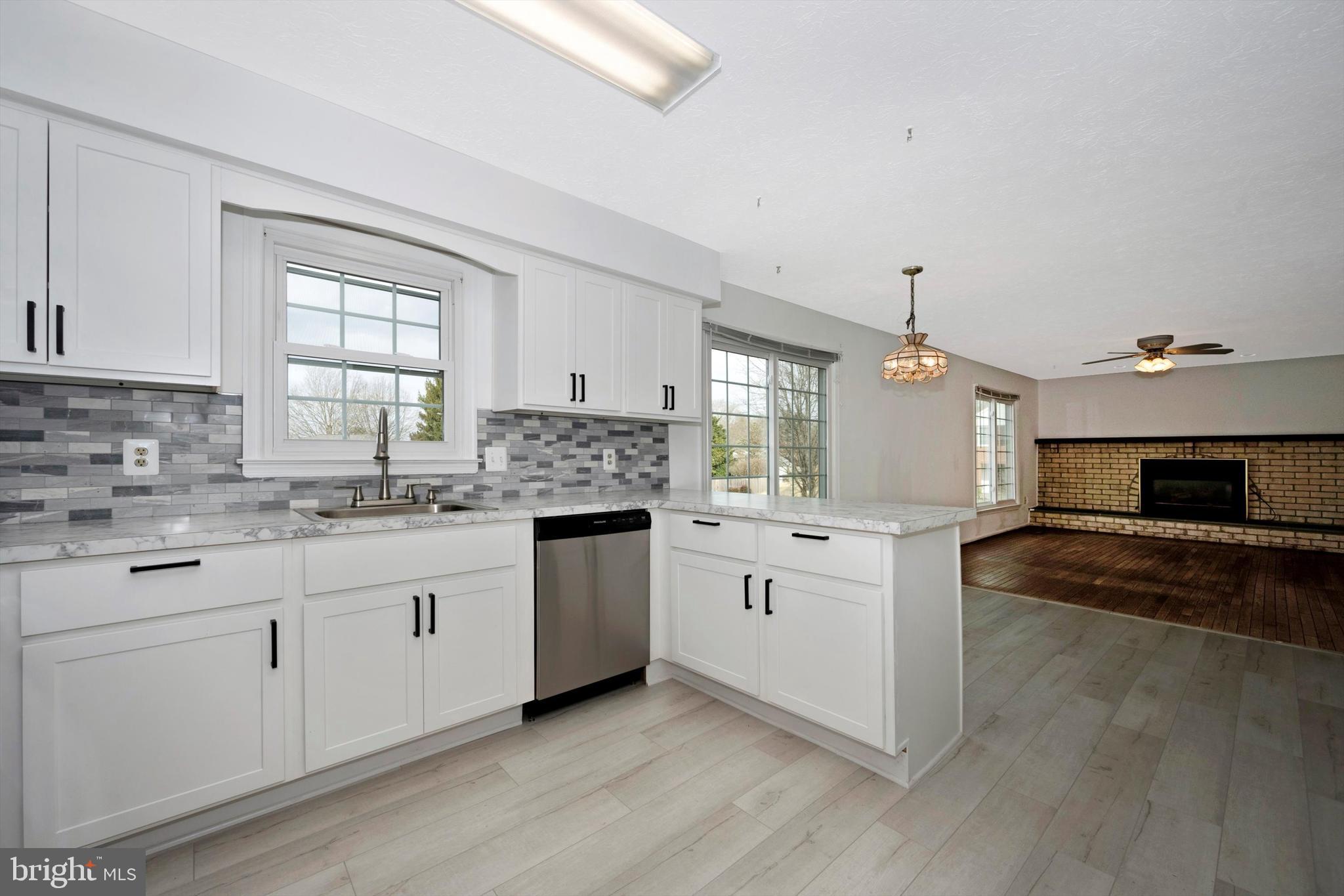 HORIZON HILL - Residential