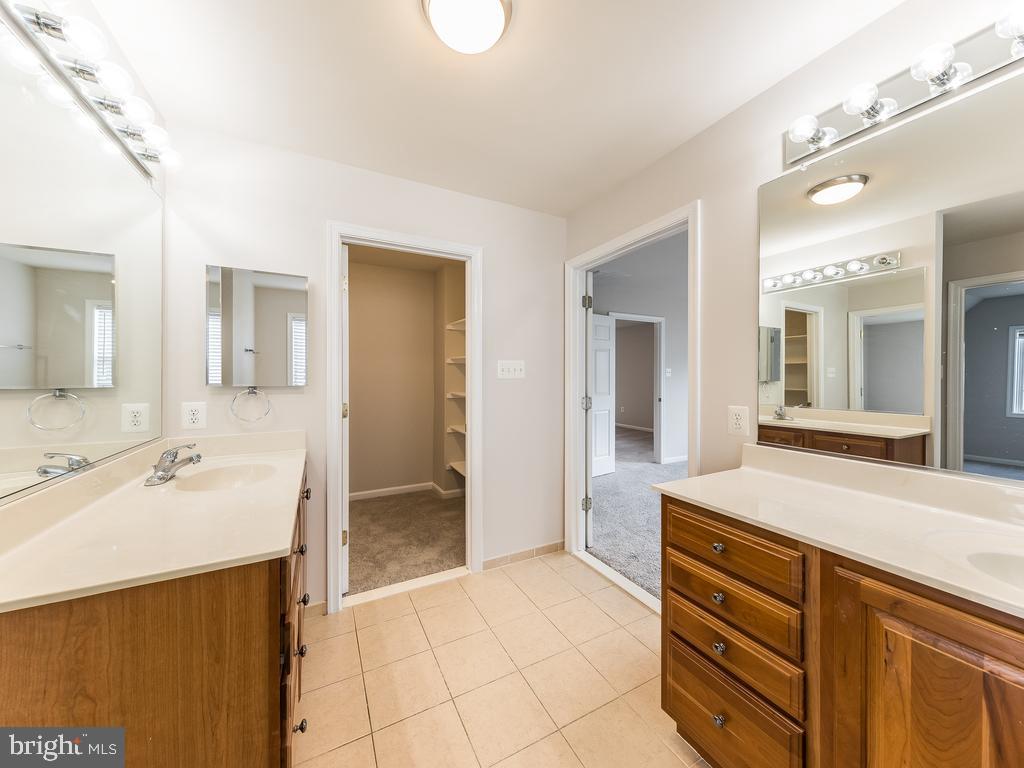 SOMERSET LANDING - Residential