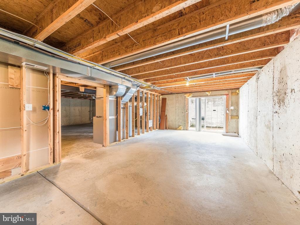 SOMERSET LANDING - Residential