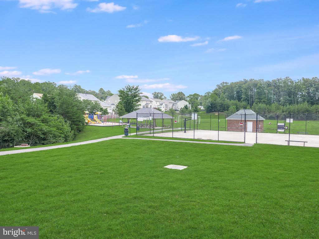 SOMERSET LANDING - Residential