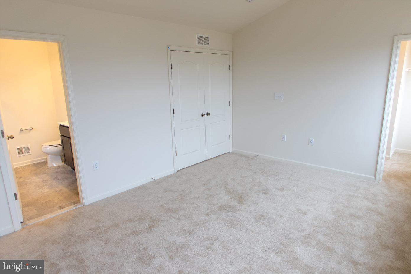 MCCAULEY CROSSING - Residential