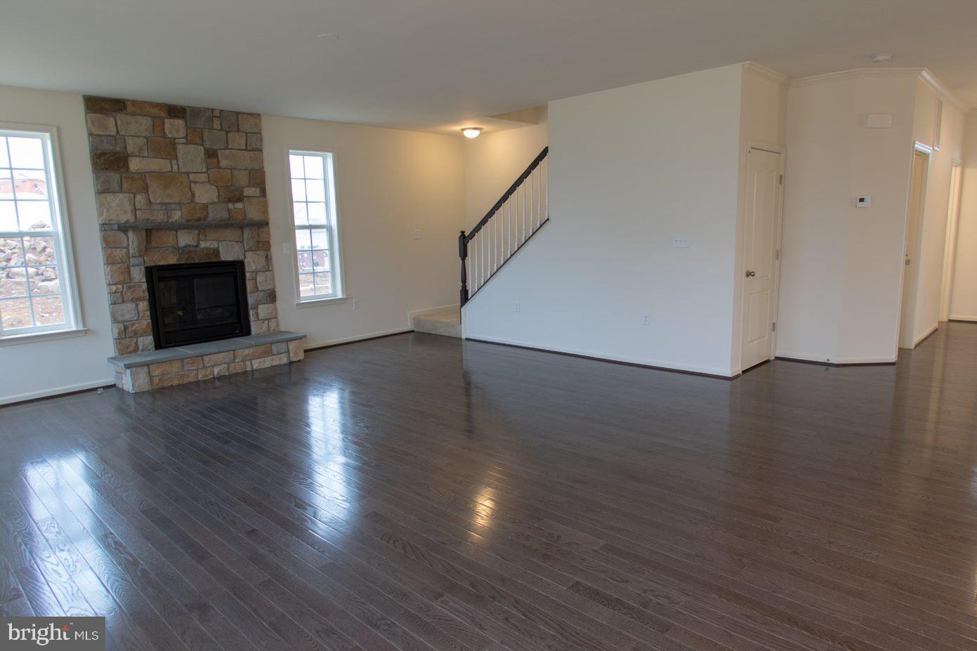 MCCAULEY CROSSING - Residential