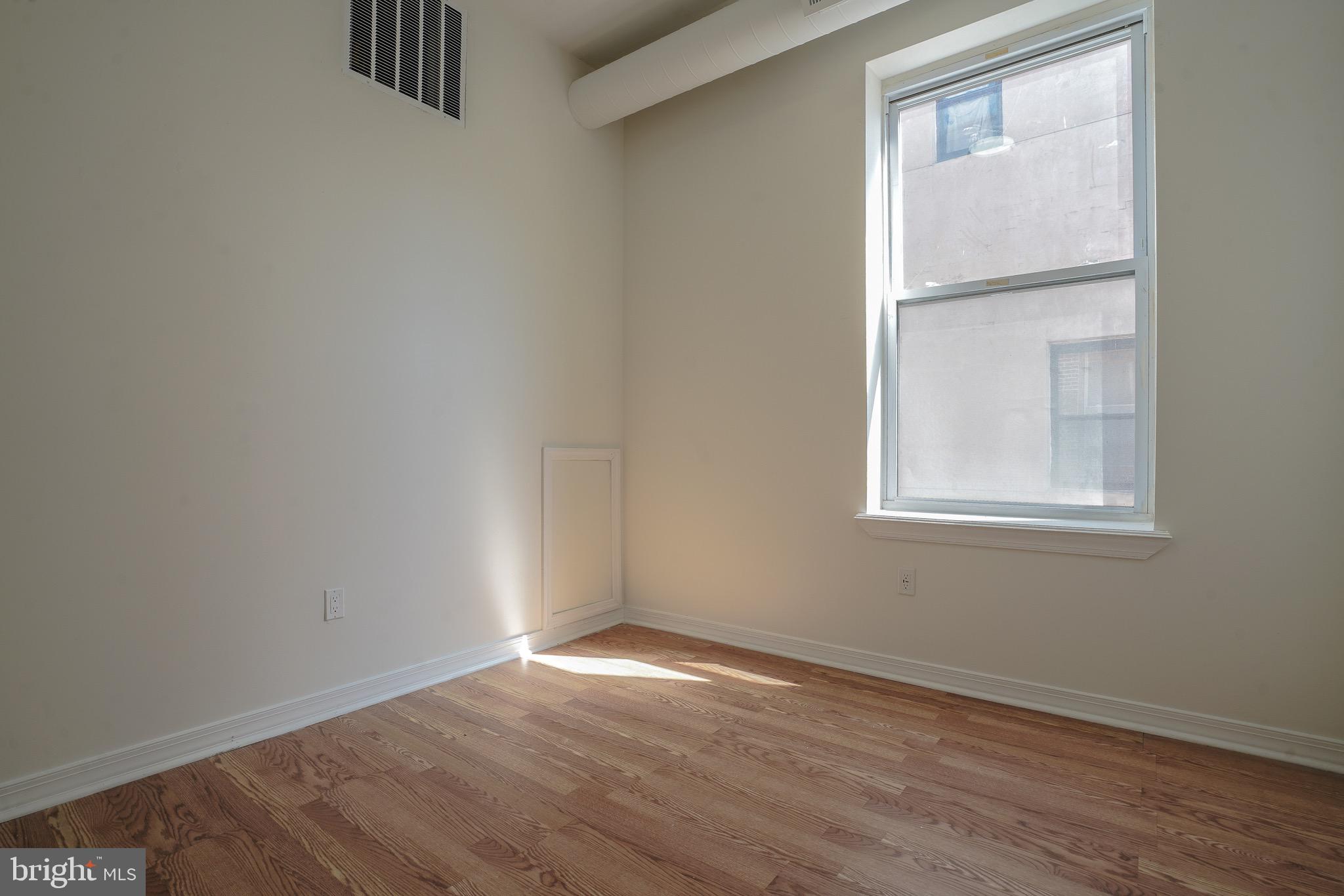 FRANCISVILLE - Residential Lease