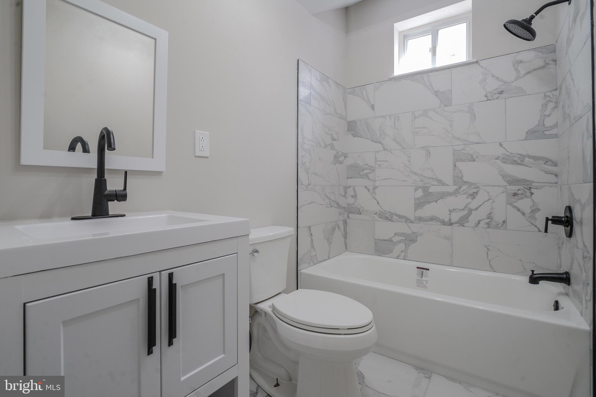 FRANCISVILLE - Residential Lease