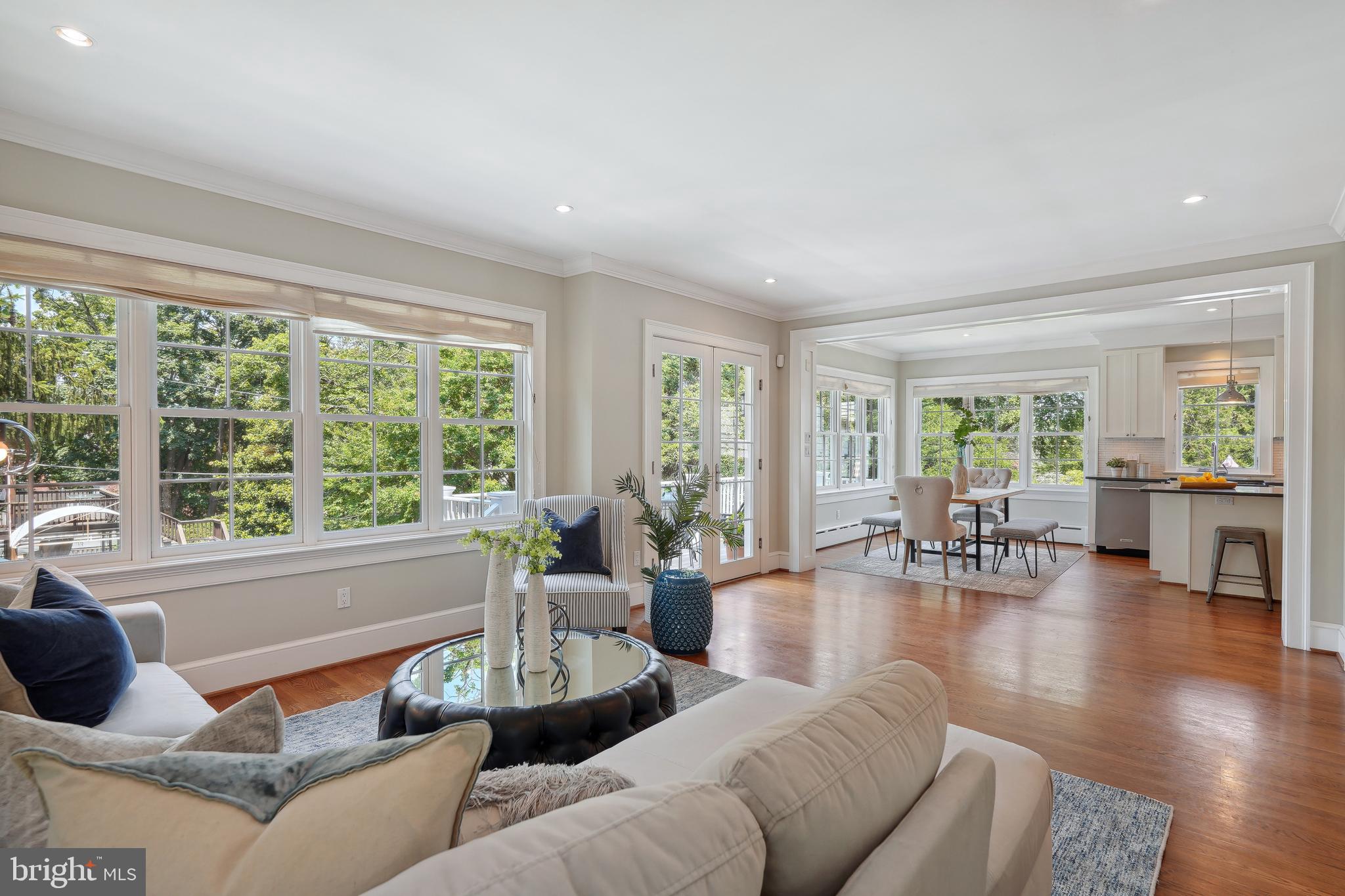 CLEVELAND PARK - Residential