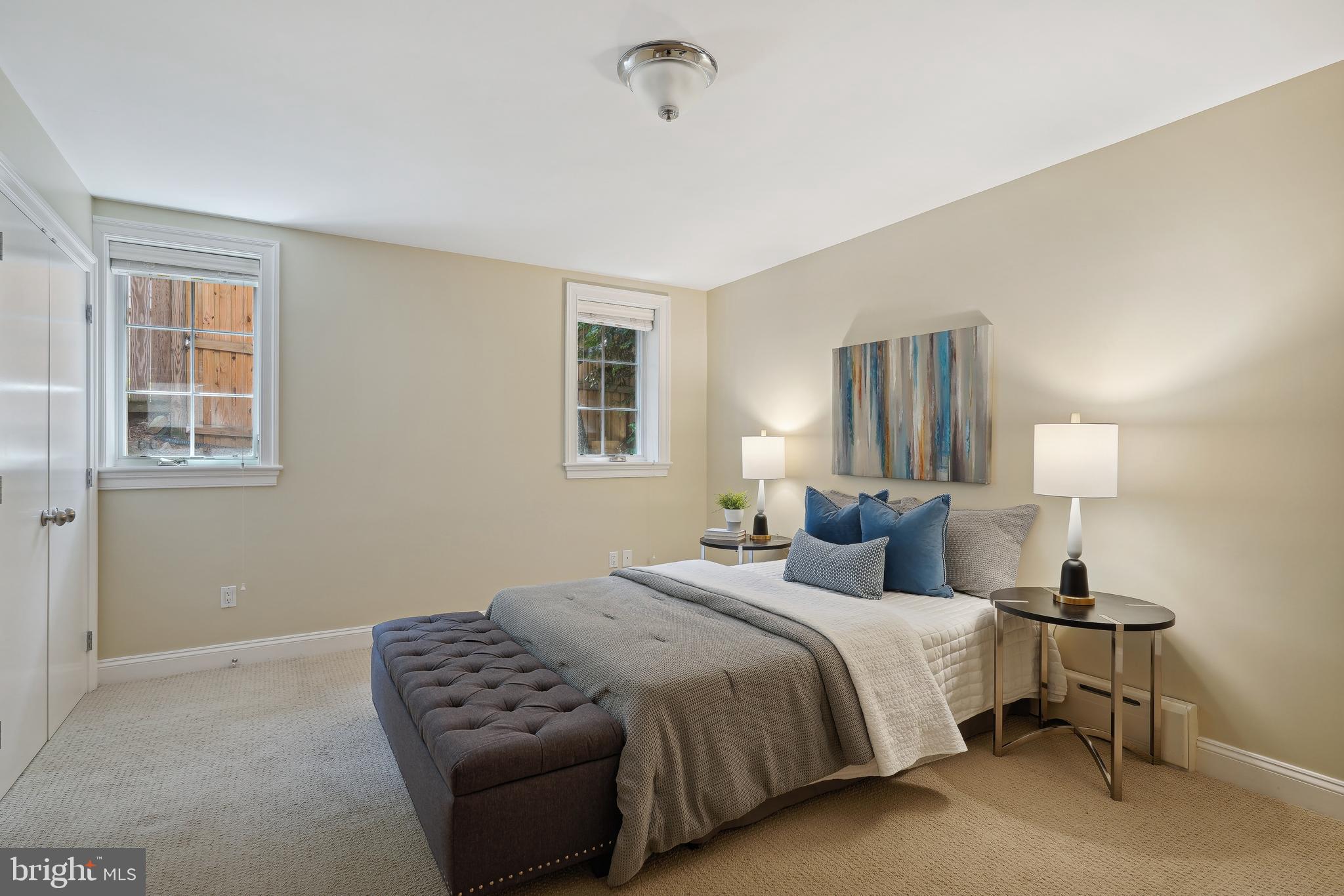 CLEVELAND PARK - Residential