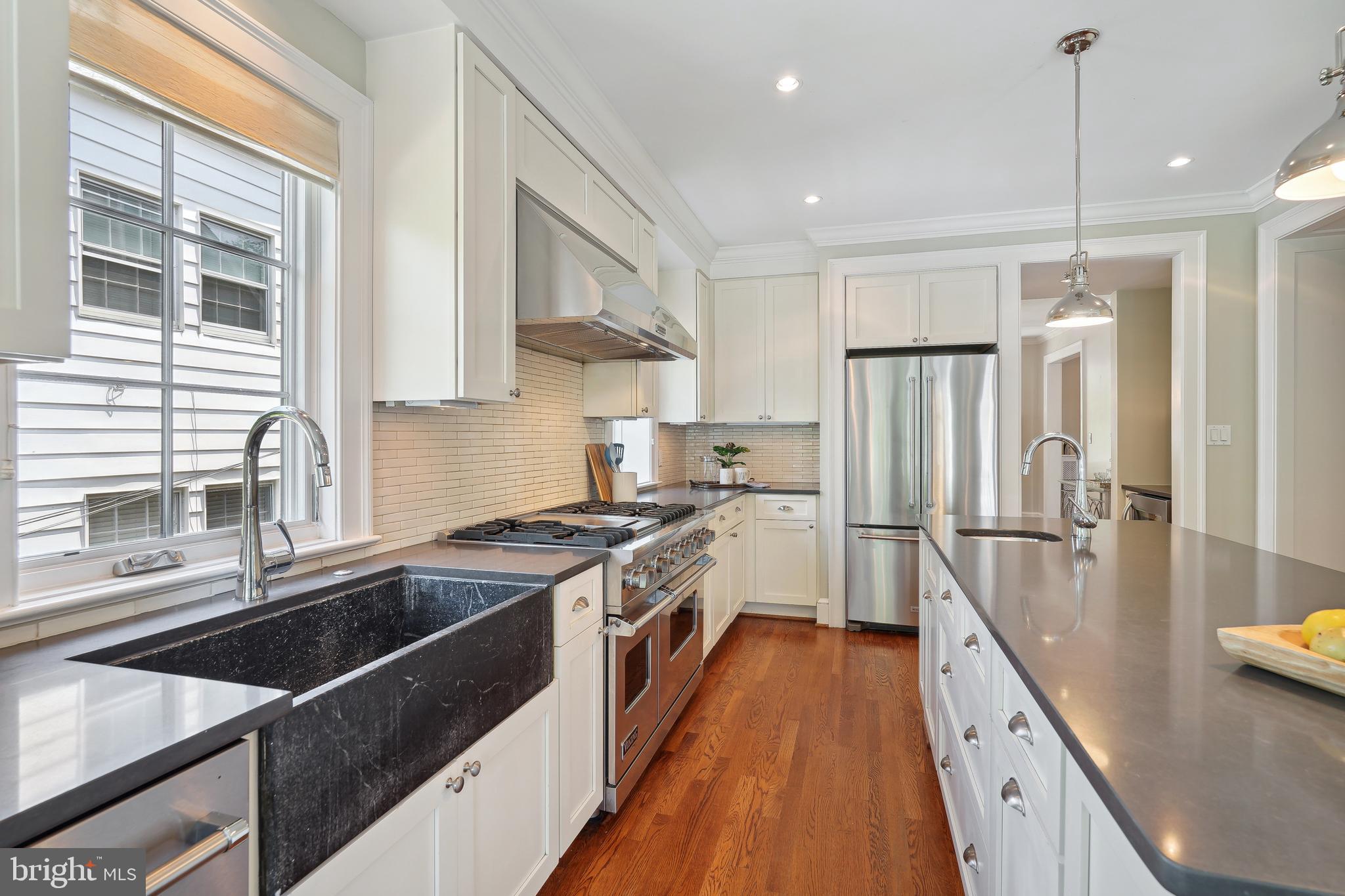 CLEVELAND PARK - Residential