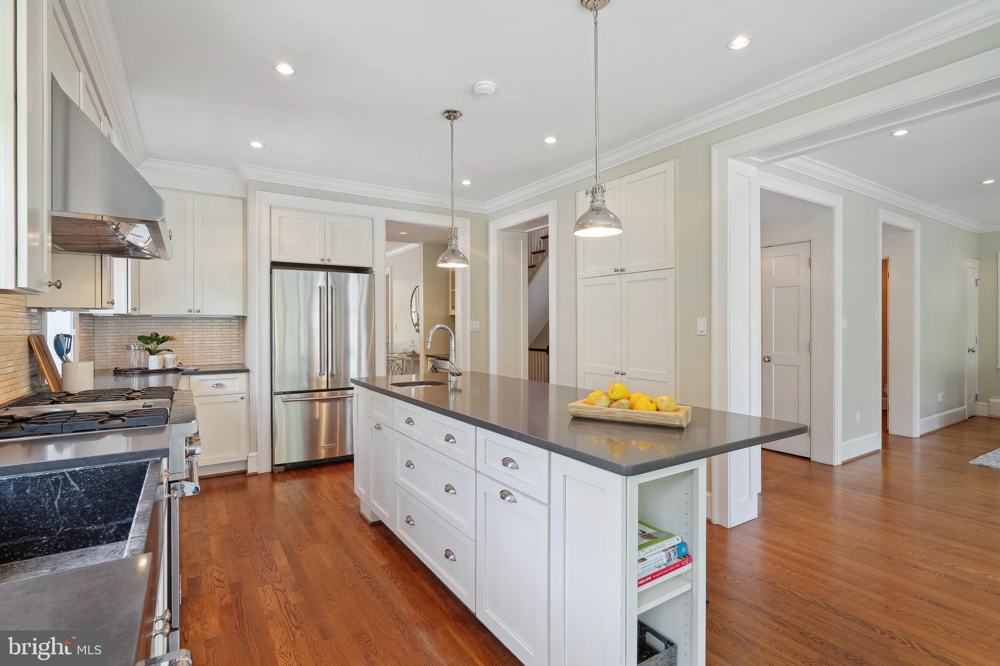 CLEVELAND PARK - Residential
