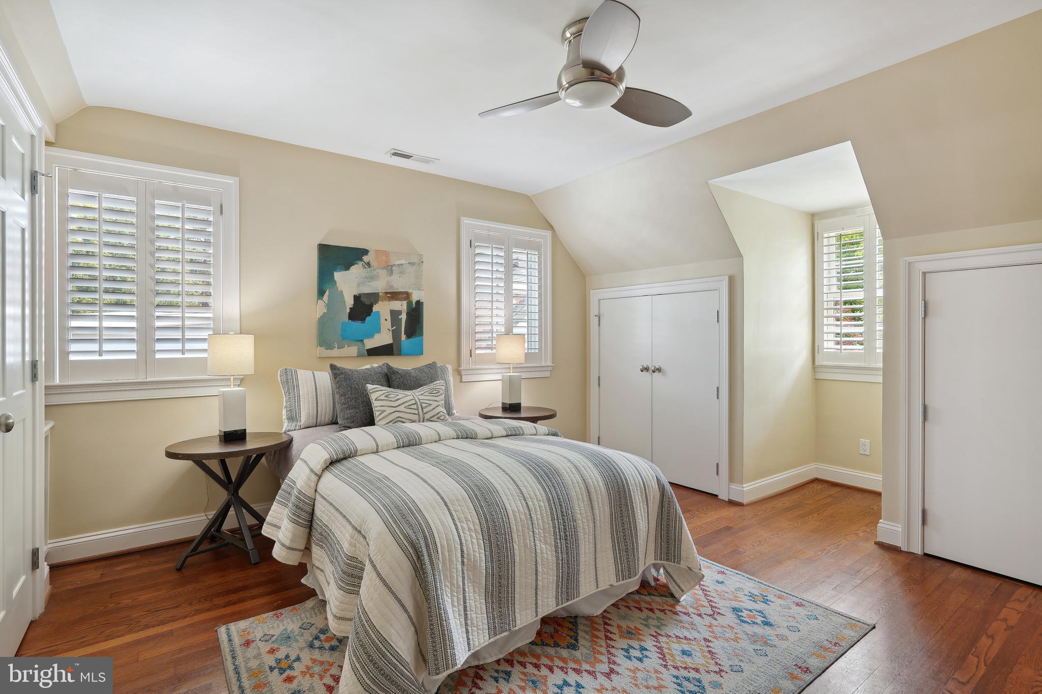 CLEVELAND PARK - Residential