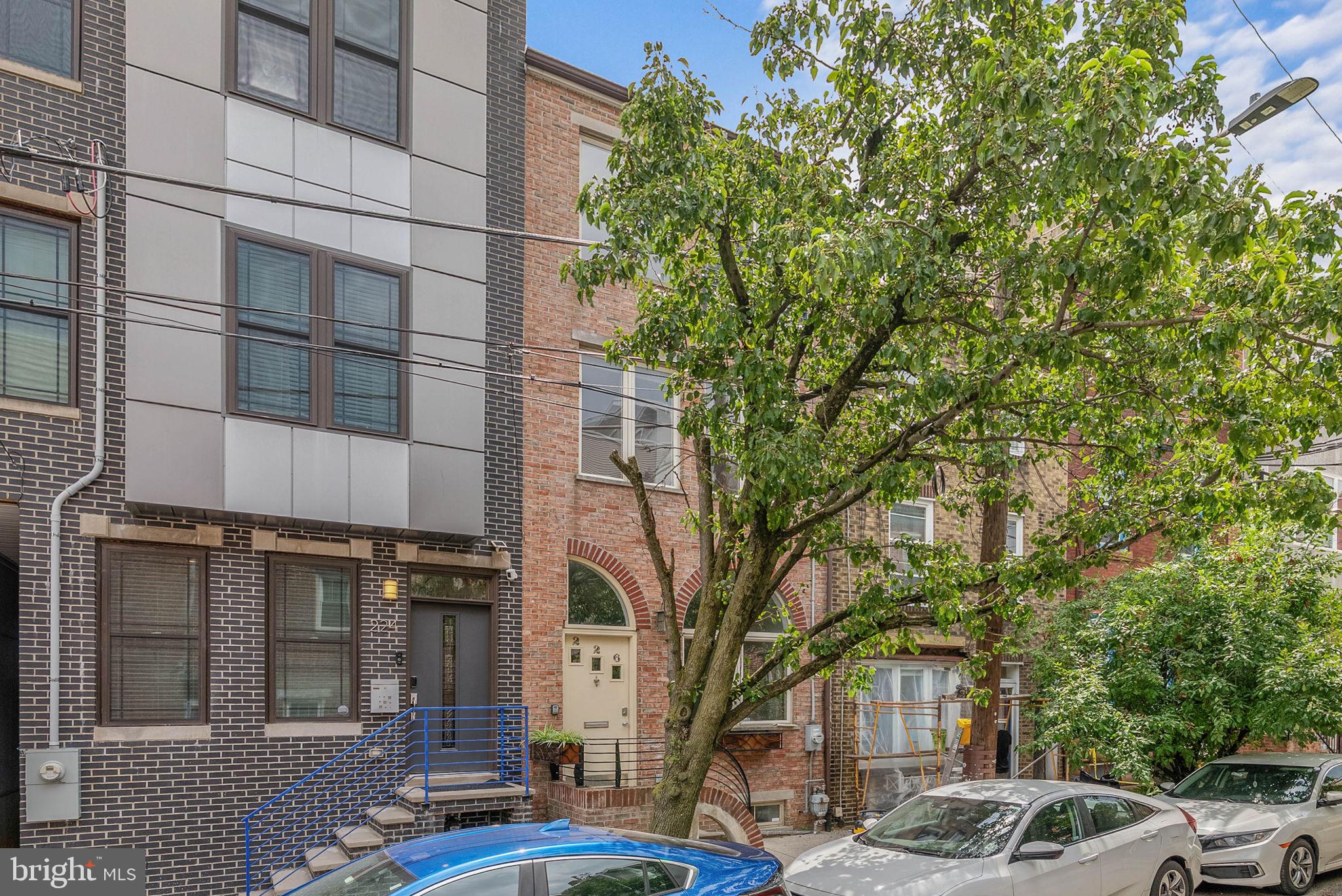 226 W WILDEY STREET
