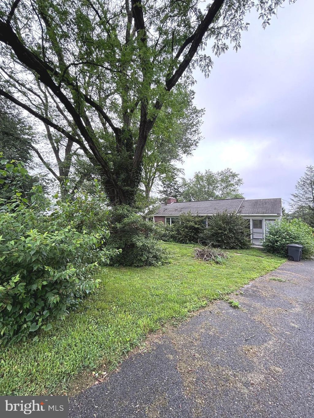 Photo of 56 Peacock Drive, LANCASTER, PA 17601 (MLS # PALA2071104)
