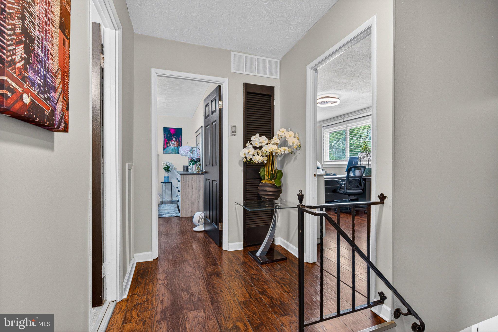 FOX RIDGE - Residential