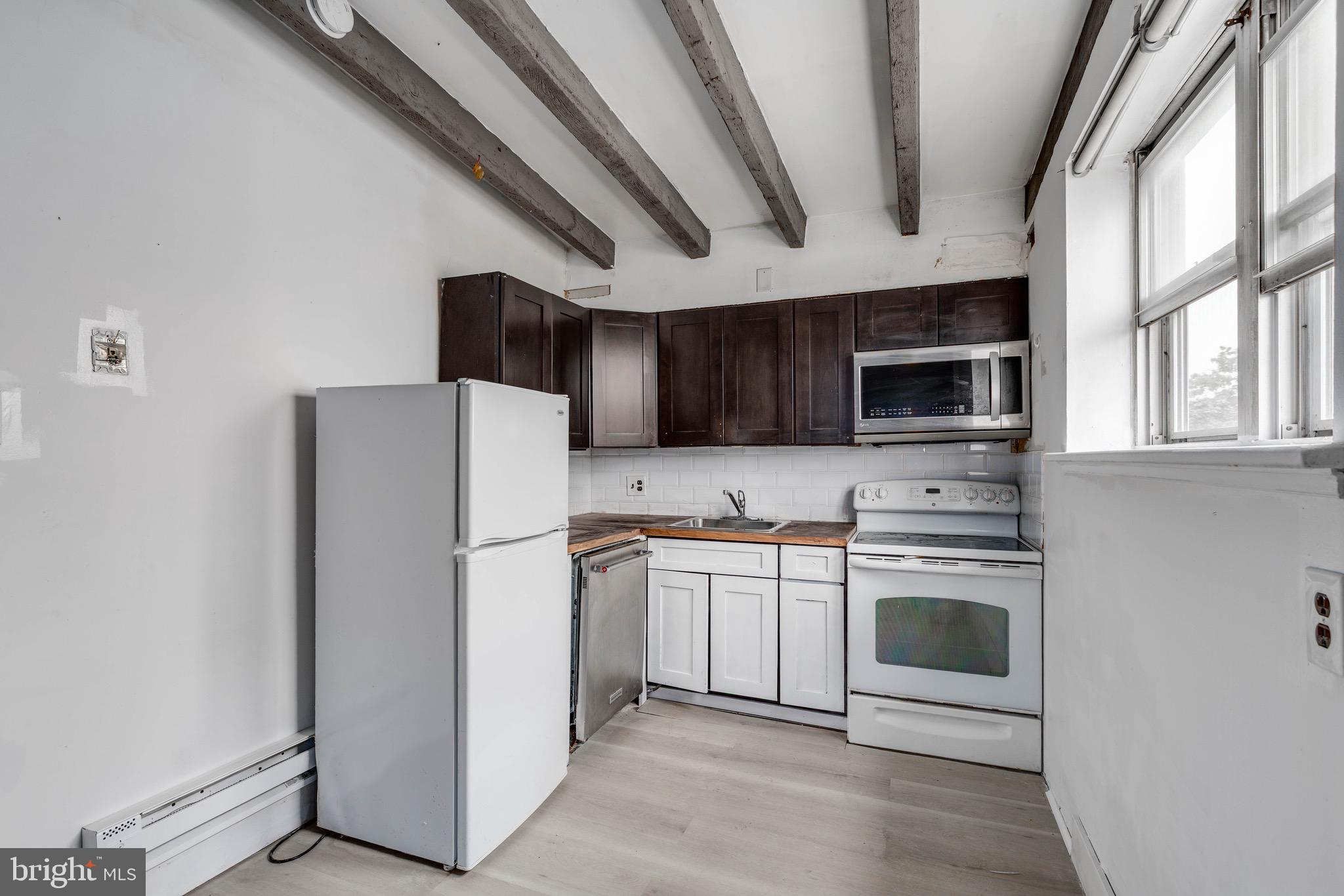 FAIRHILL - Residential Lease