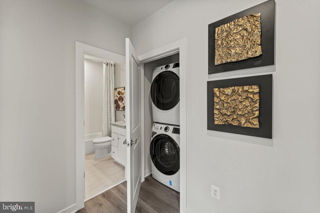 DULLES TECHNOLOGY - Residential