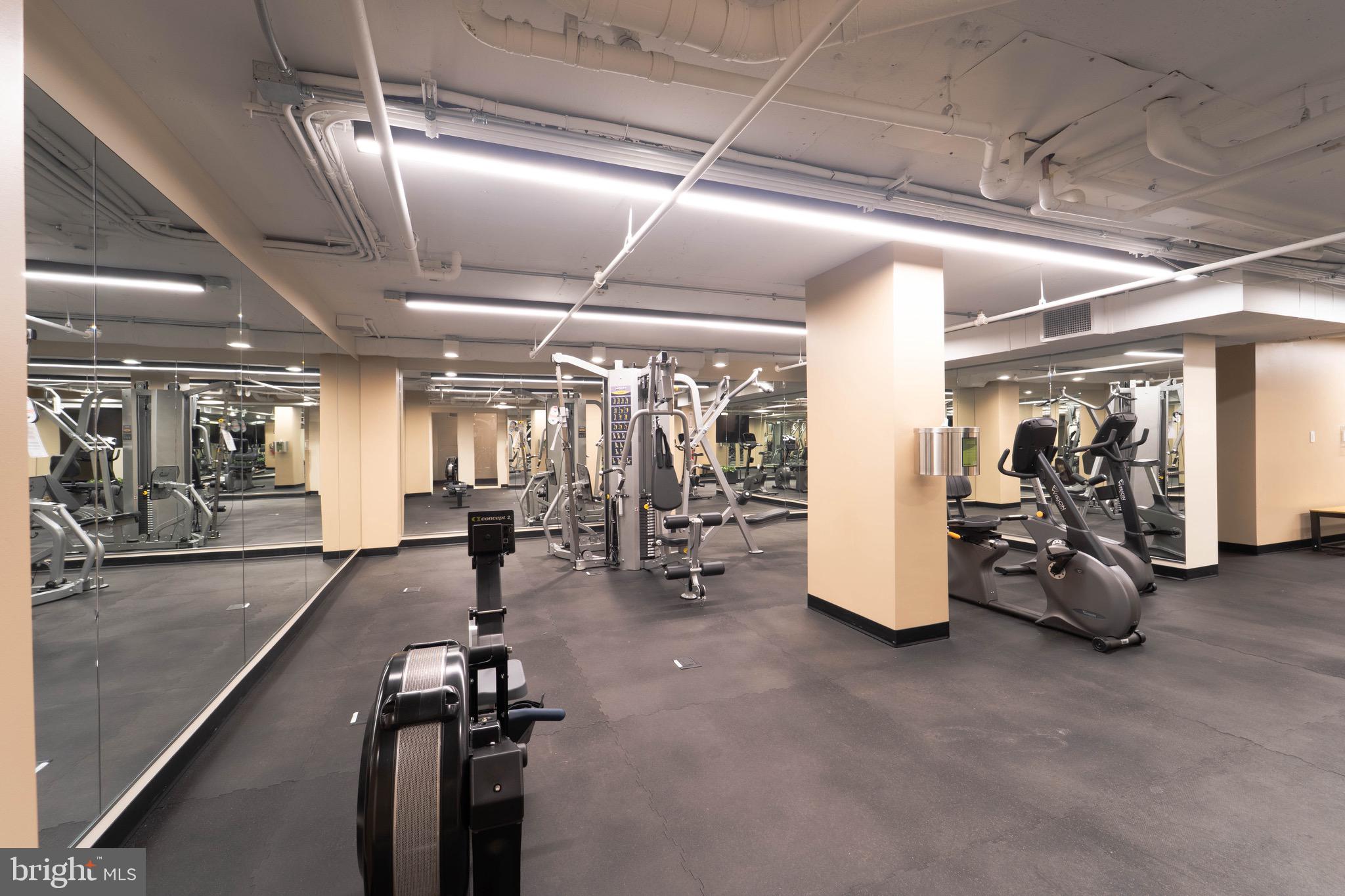 ENCORE OF MCLEAN - Residential Lease