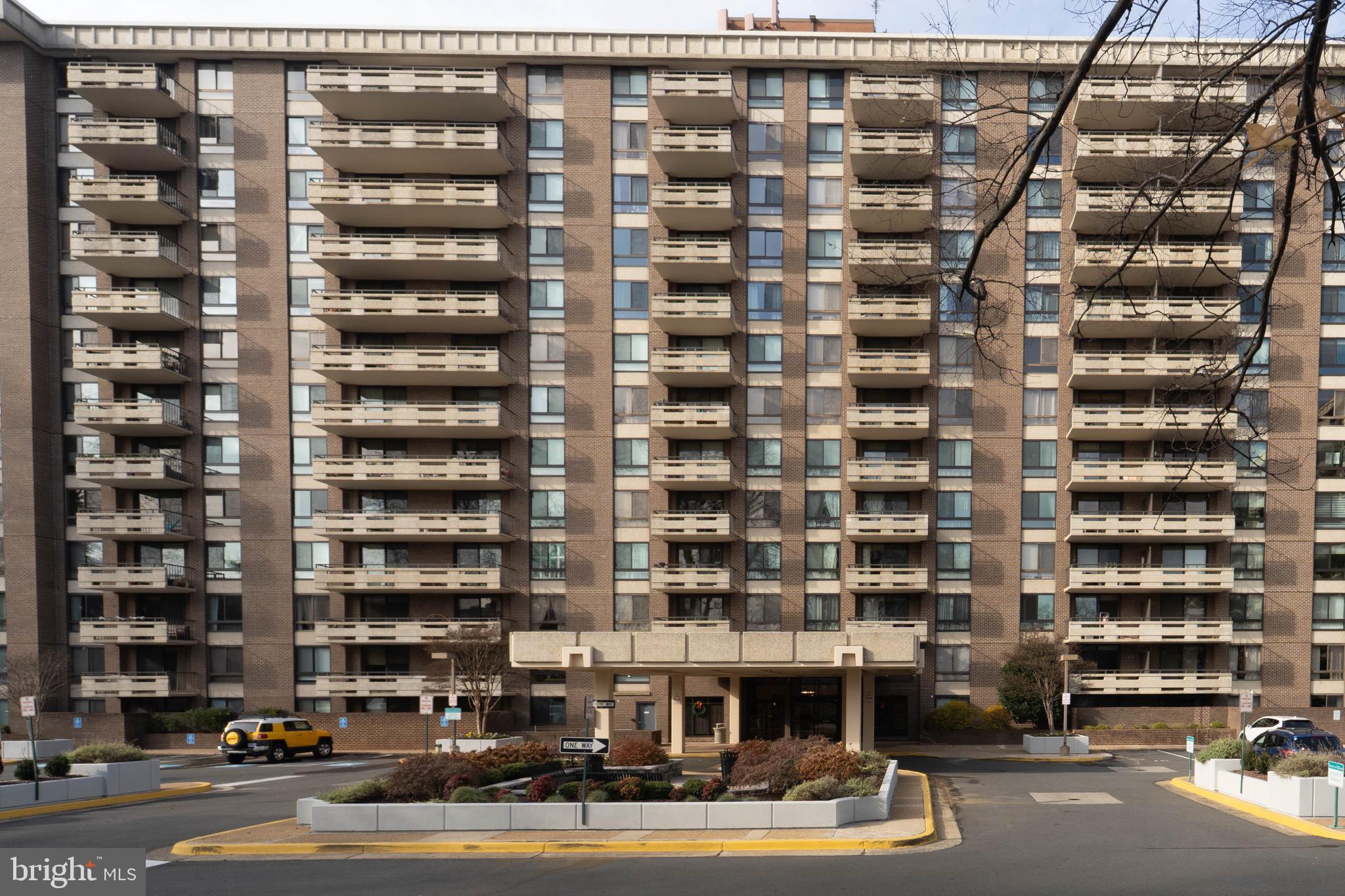 ENCORE OF MCLEAN - Residential Lease