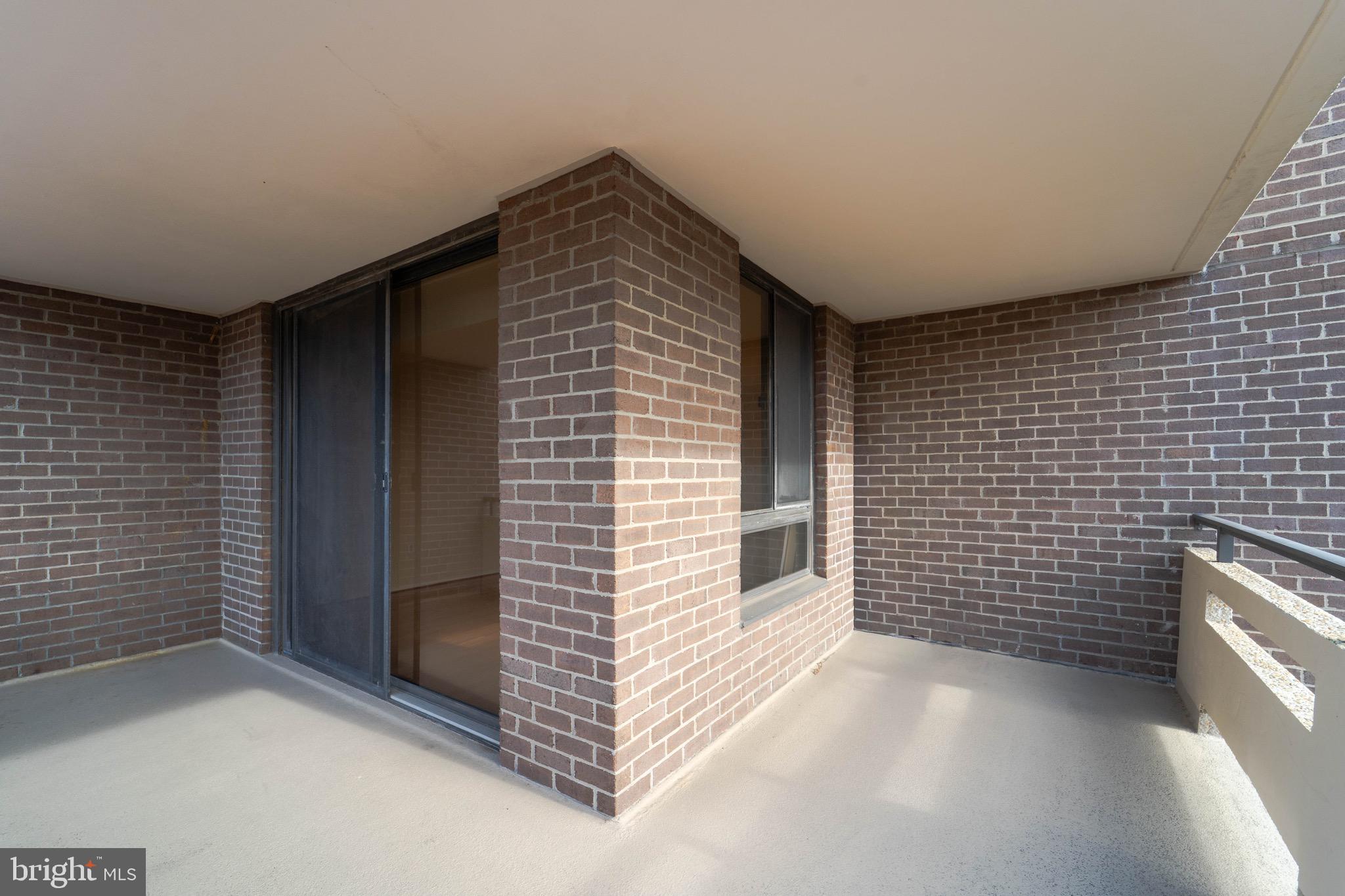 ENCORE OF MCLEAN - Residential Lease