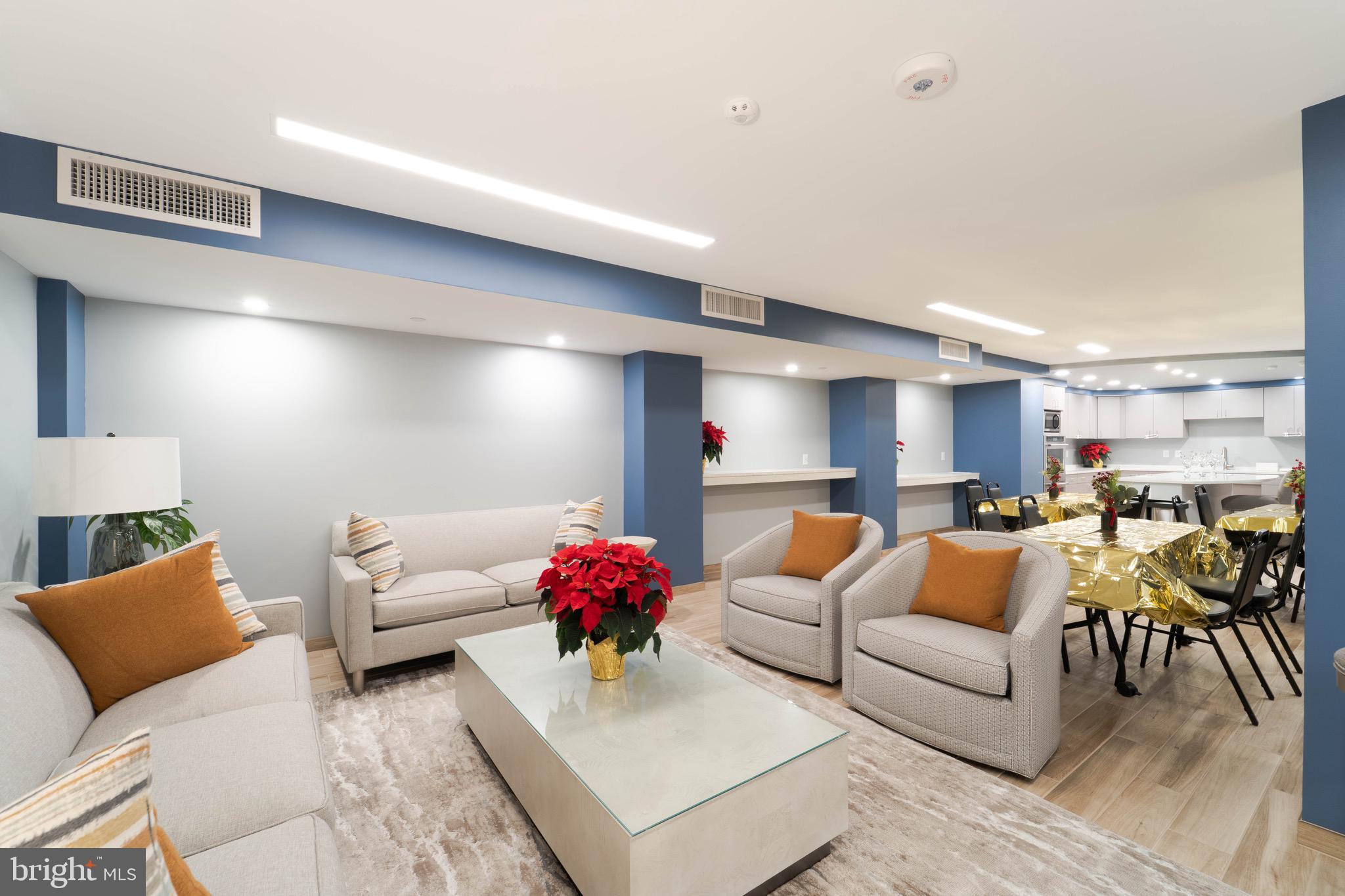 ENCORE OF MCLEAN - Residential Lease