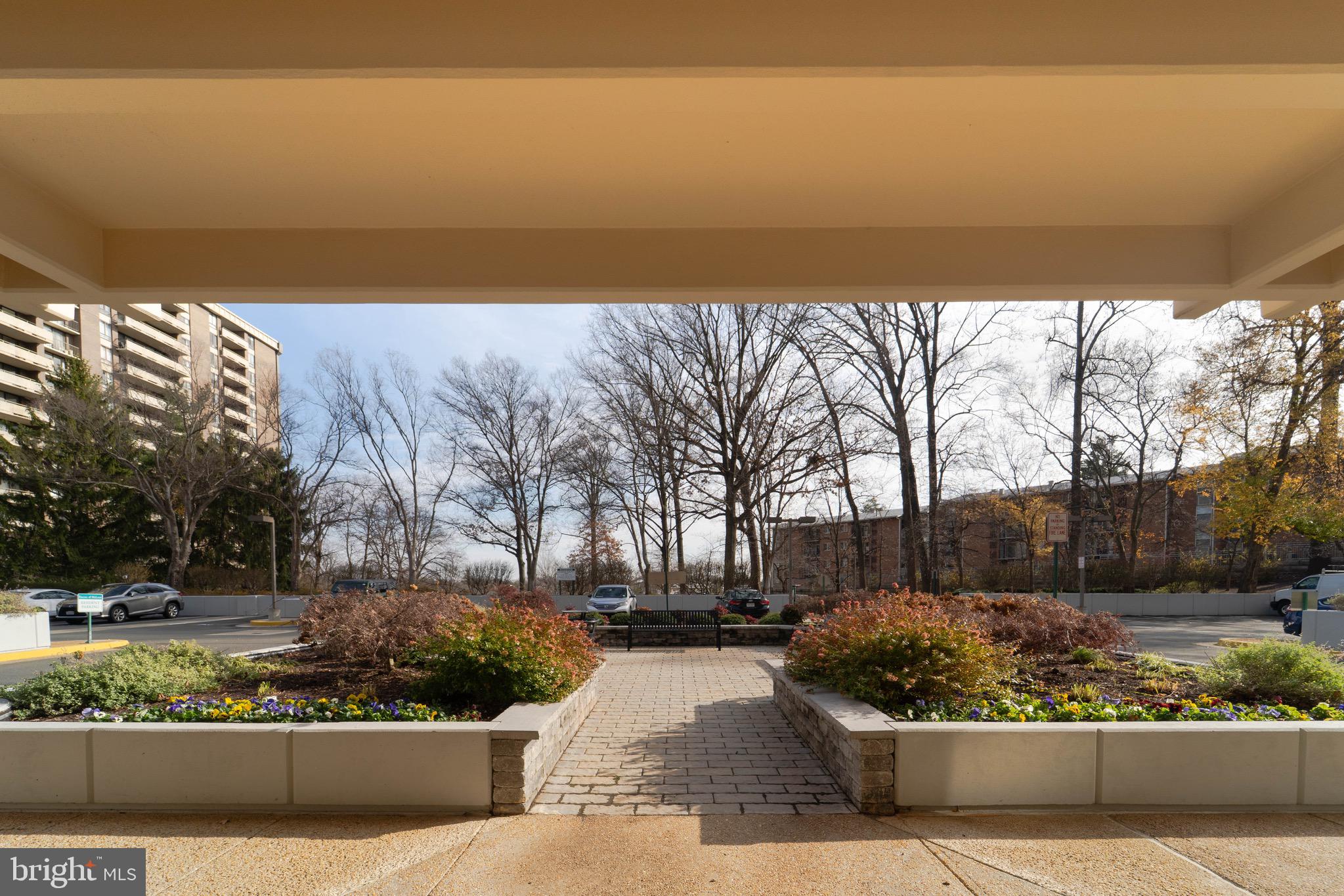 ENCORE OF MCLEAN - Residential Lease