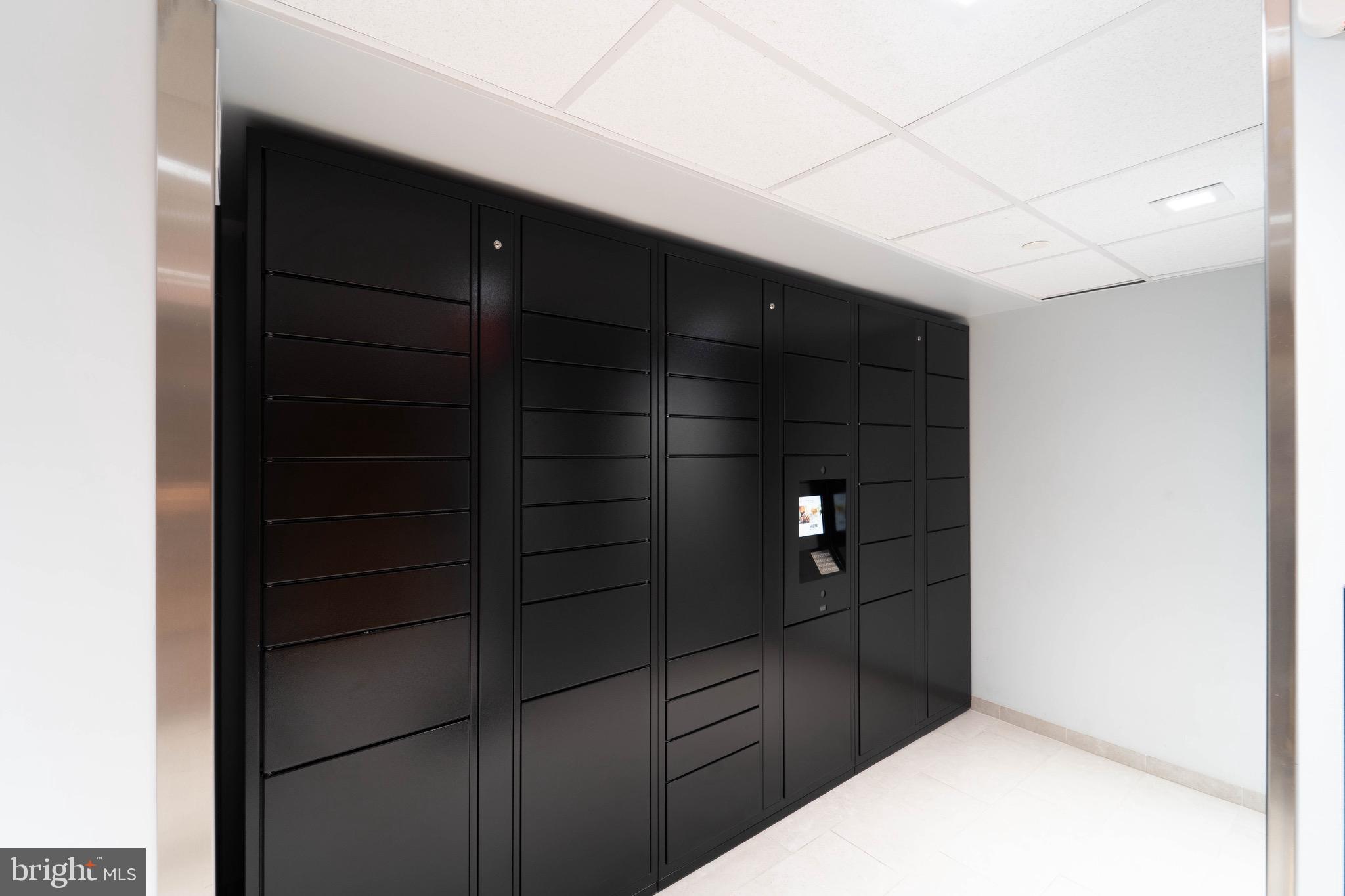 ENCORE OF MCLEAN - Residential Lease