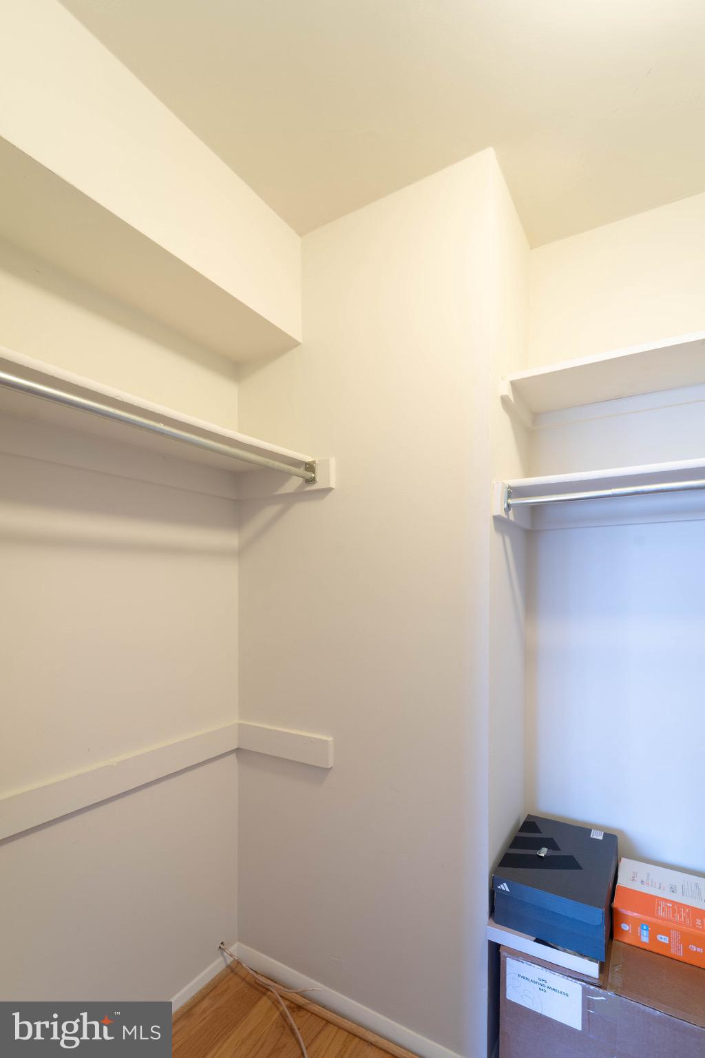 ENCORE OF MCLEAN - Residential Lease