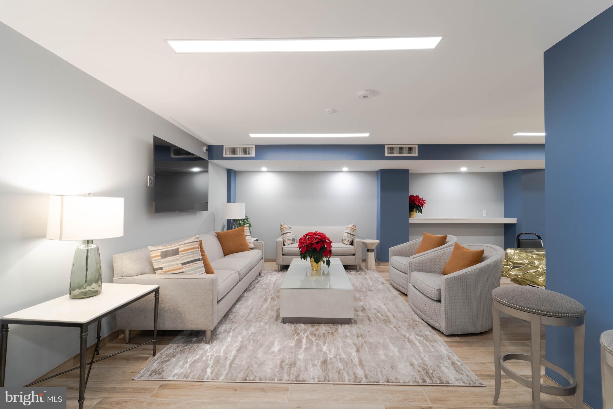 ENCORE OF MCLEAN - Residential Lease