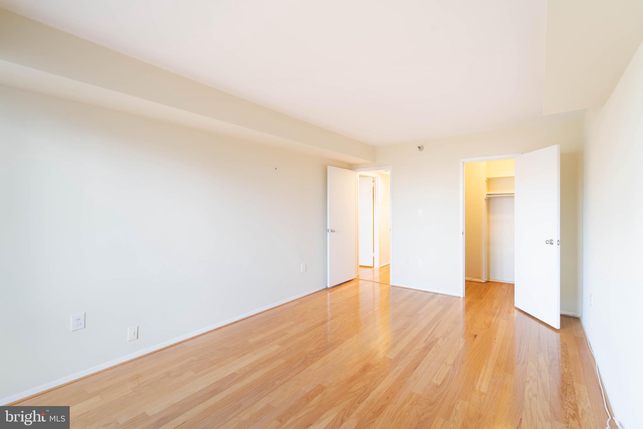 ENCORE OF MCLEAN - Residential Lease