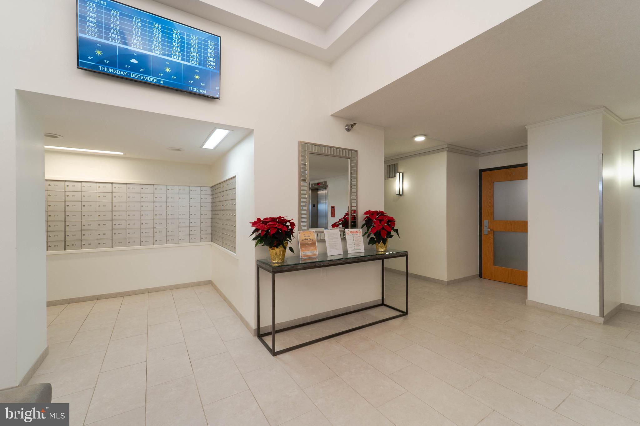 ENCORE OF MCLEAN - Residential Lease