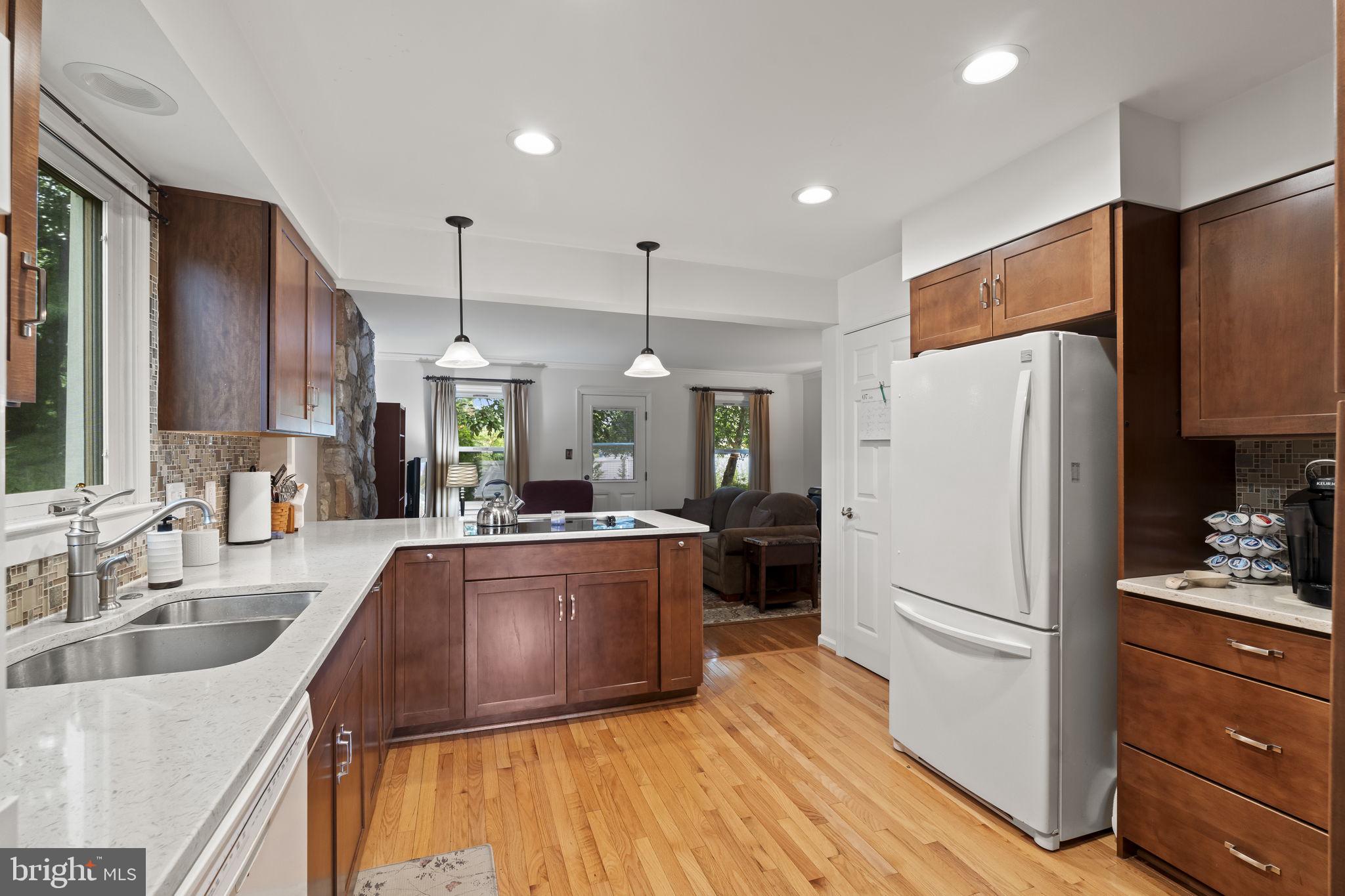 2502 SAINT CHARLES PLACE