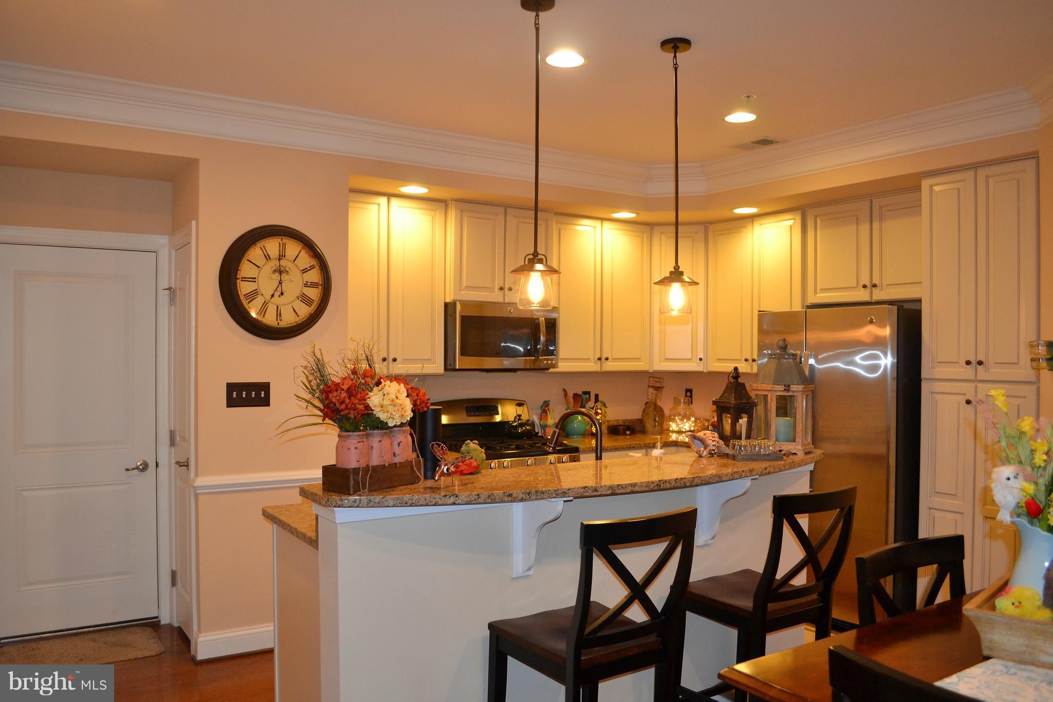 TOWN CENTER COMMONS - Residential