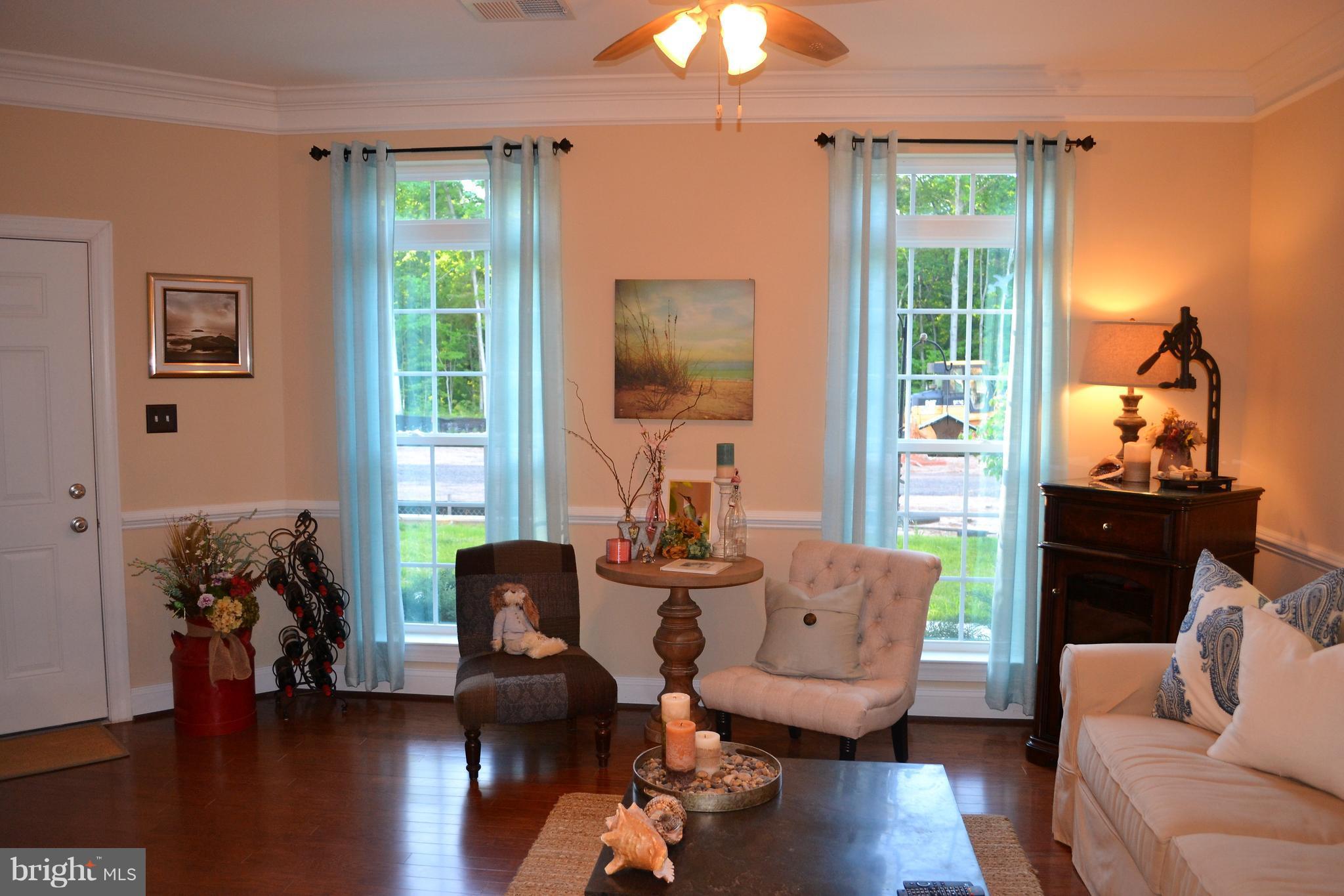 TOWN CENTER COMMONS - Residential