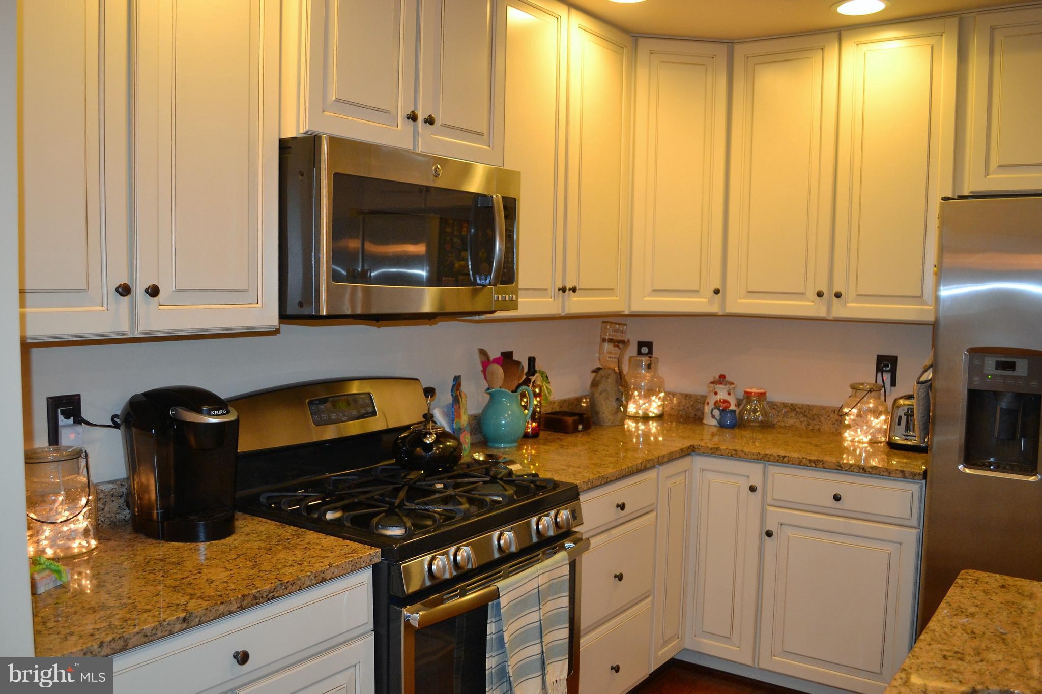 TOWN CENTER COMMONS - Residential