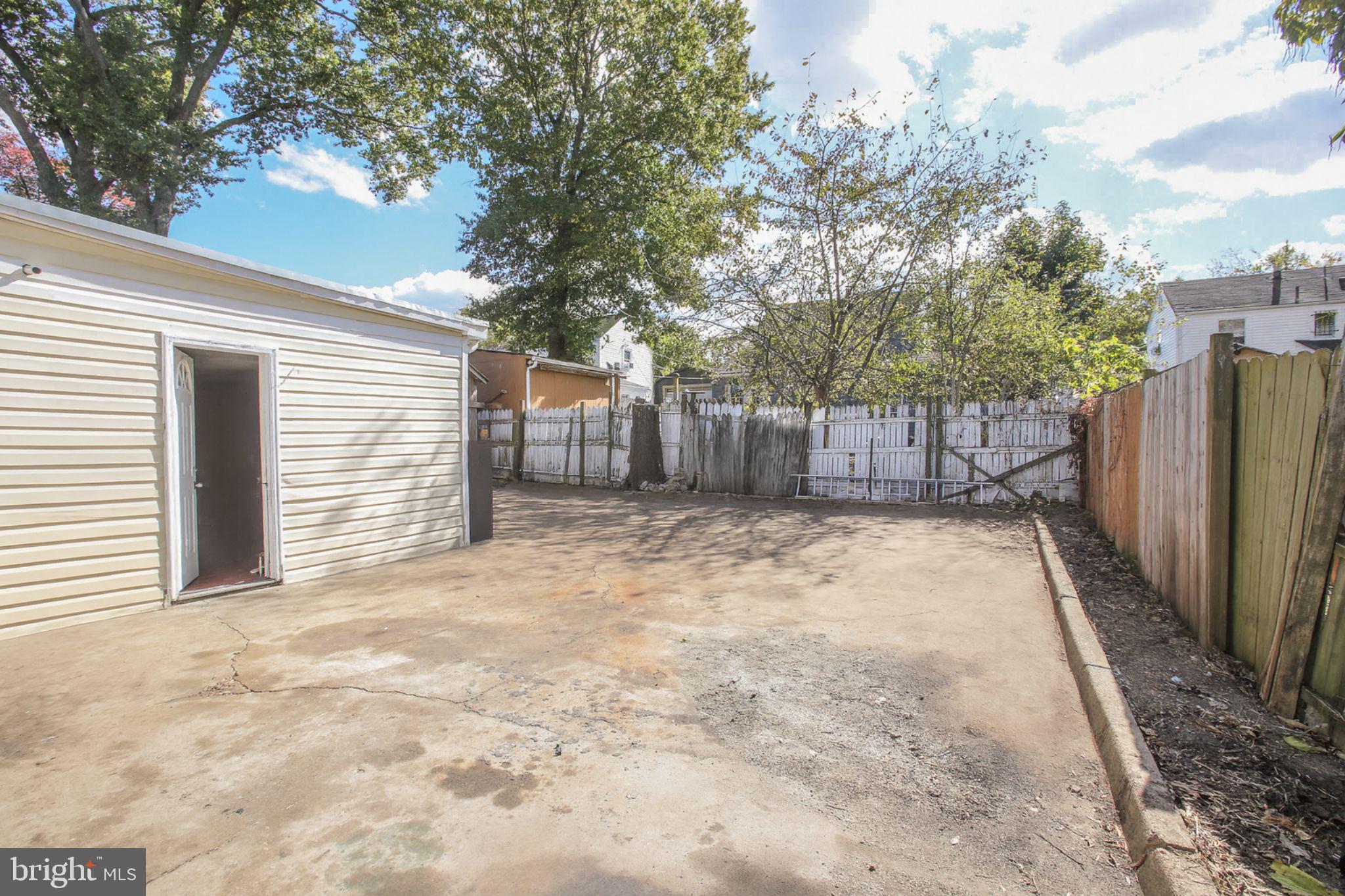 KENTLAND - Residential