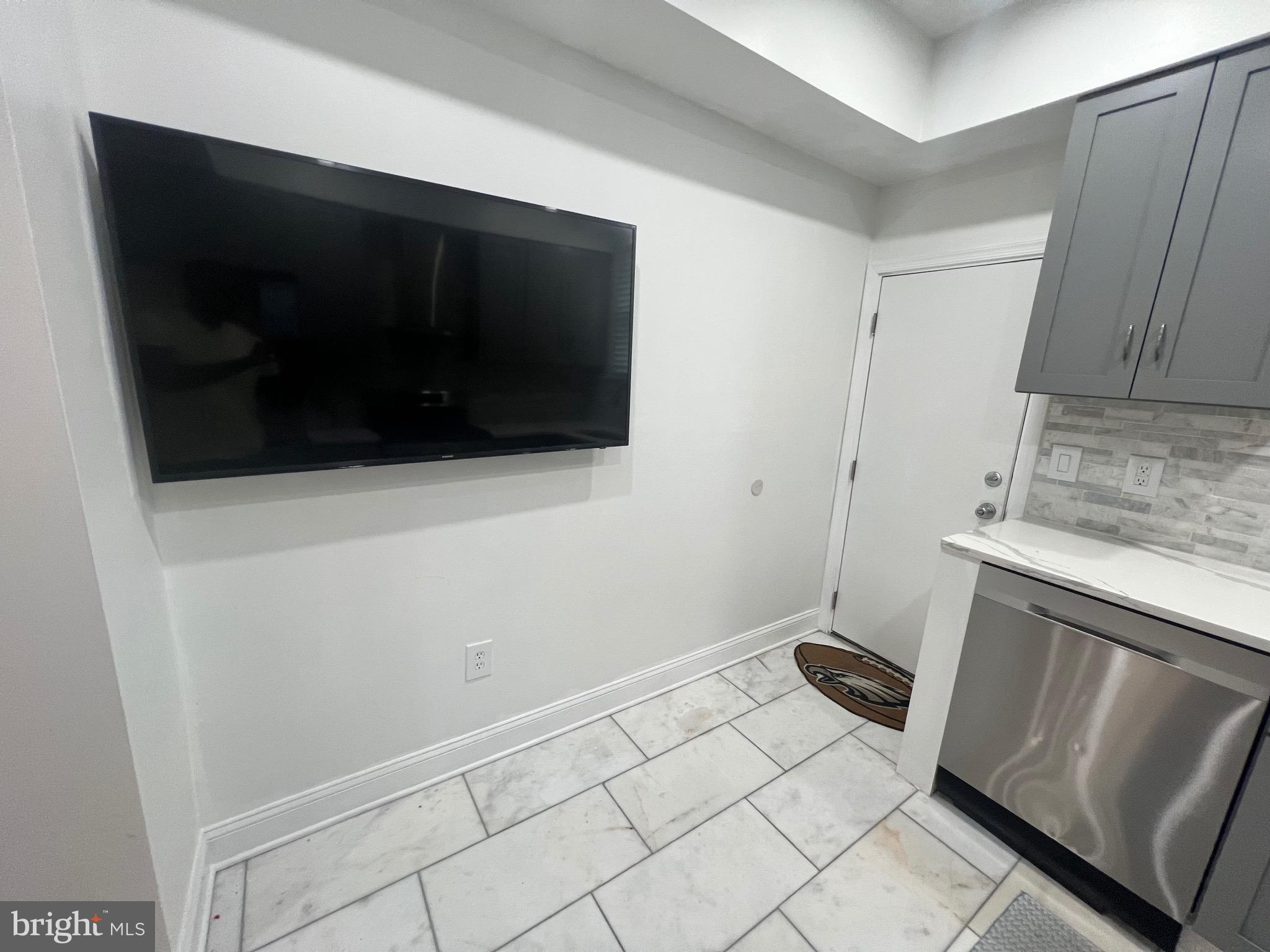GRAYS FERRY - Residential