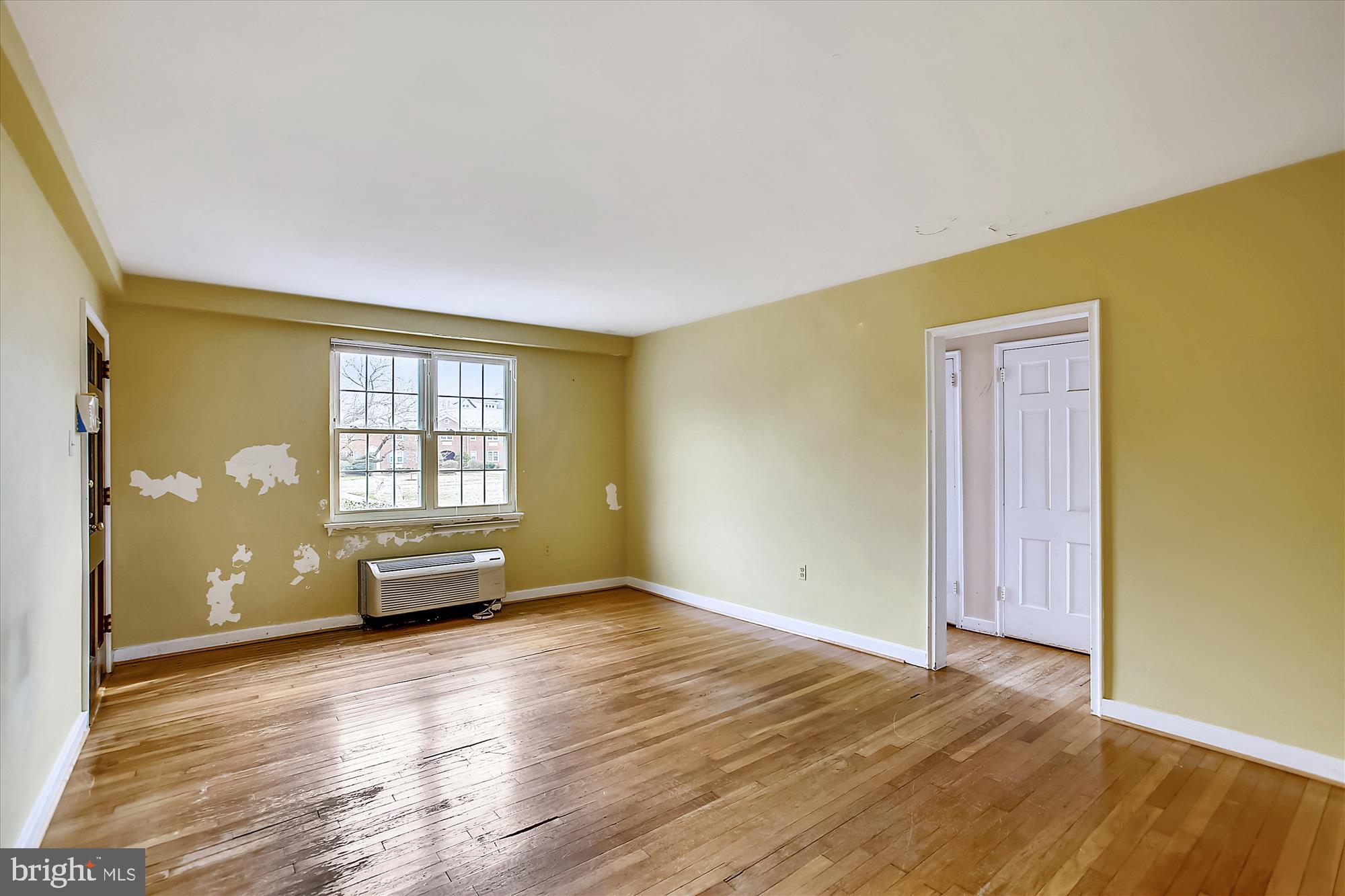 AUBURN VILLAGE - Residential