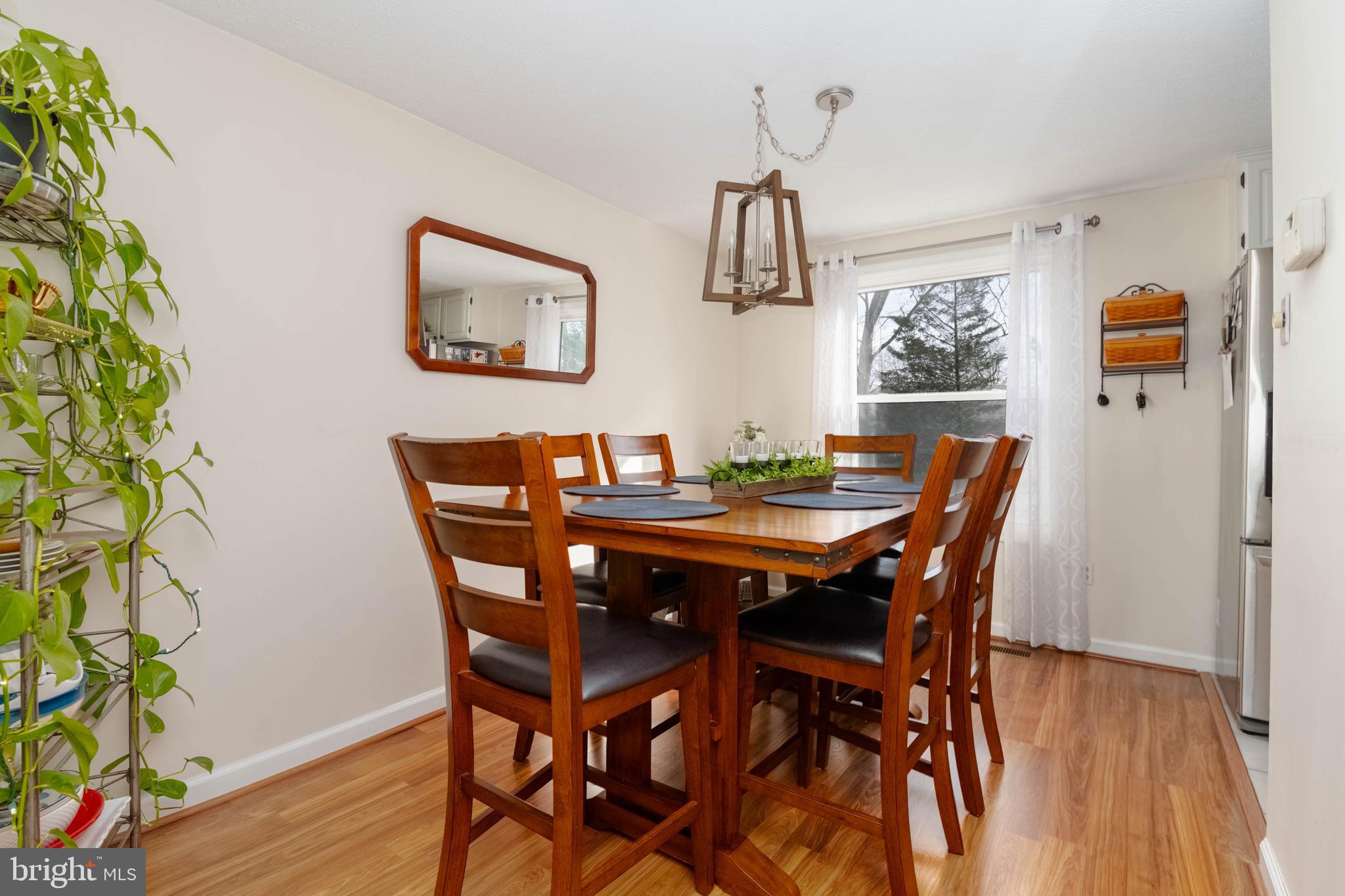 HAMPSTEAD VALLEY - Residential