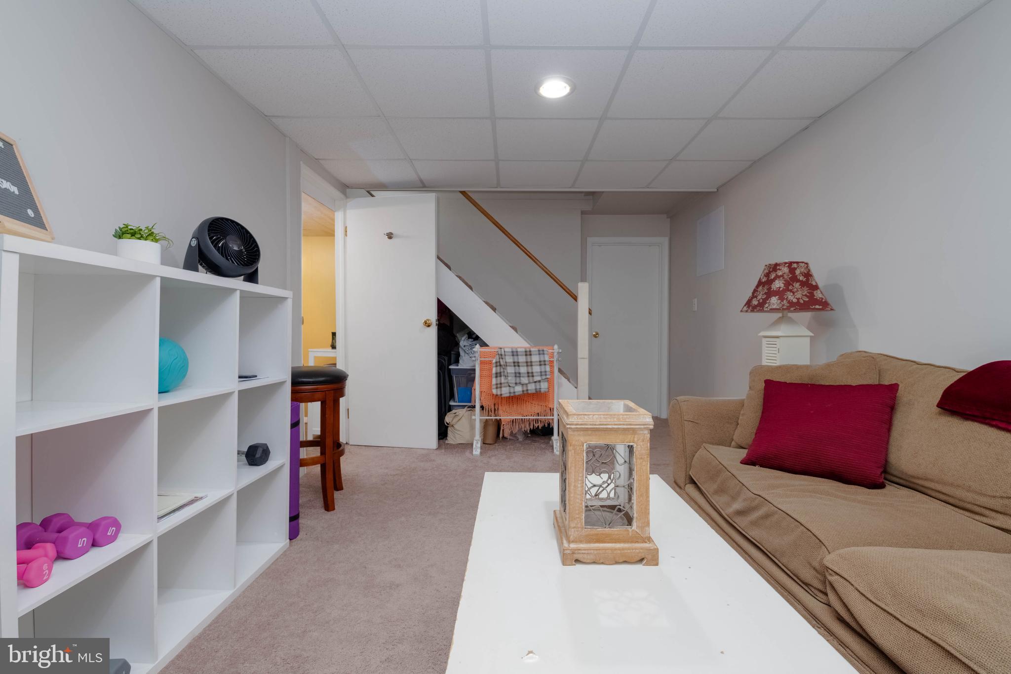 HAMPSTEAD VALLEY - Residential