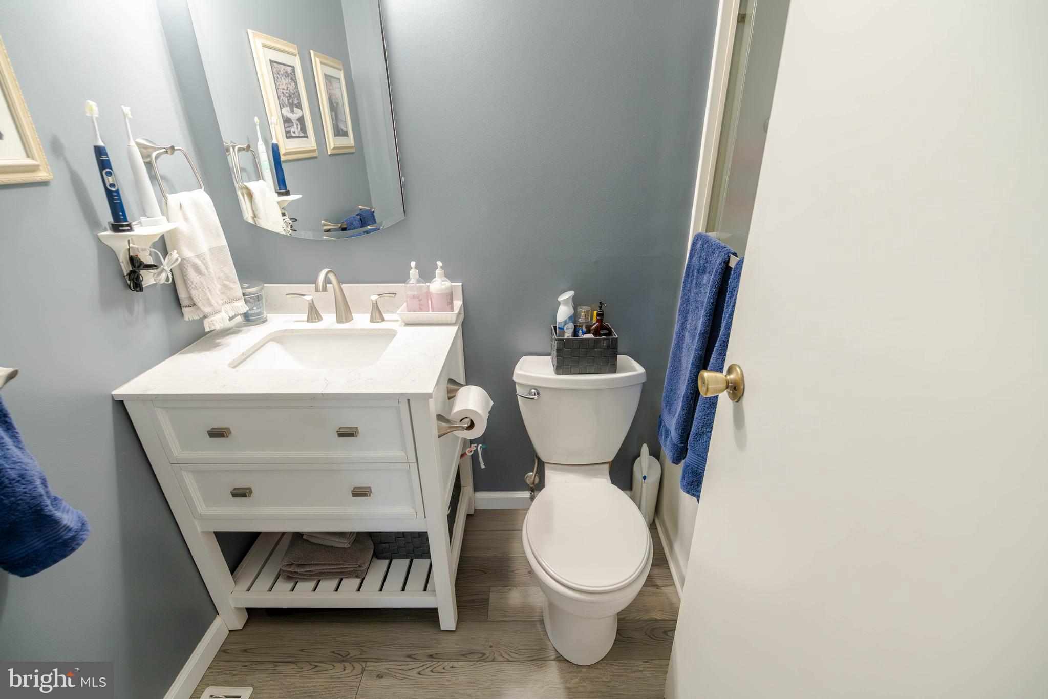 HAMPSTEAD VALLEY - Residential