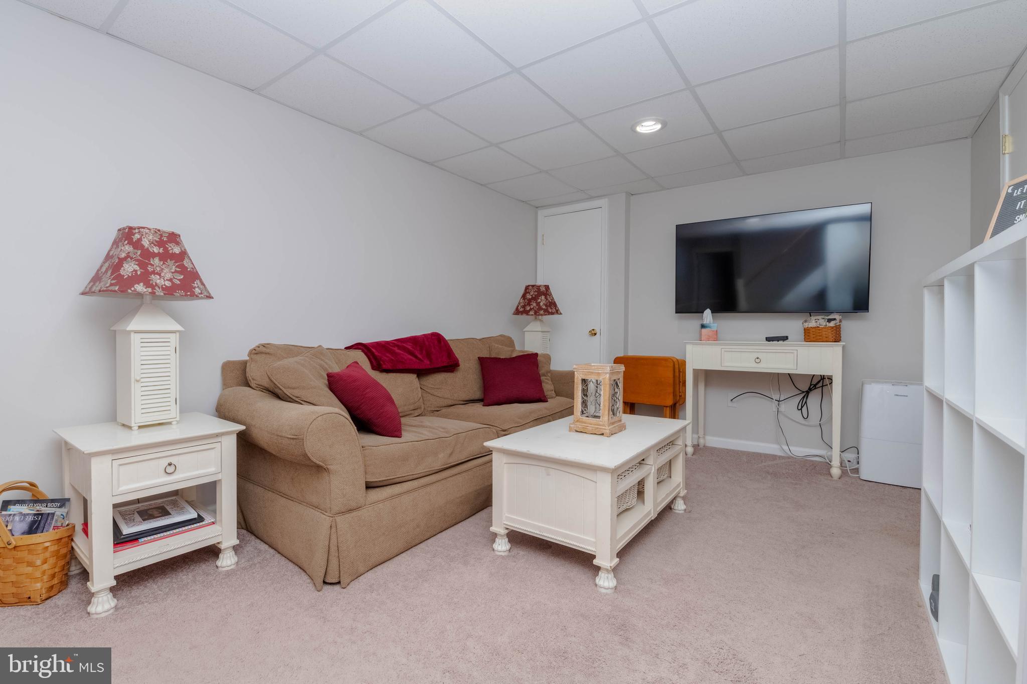 HAMPSTEAD VALLEY - Residential