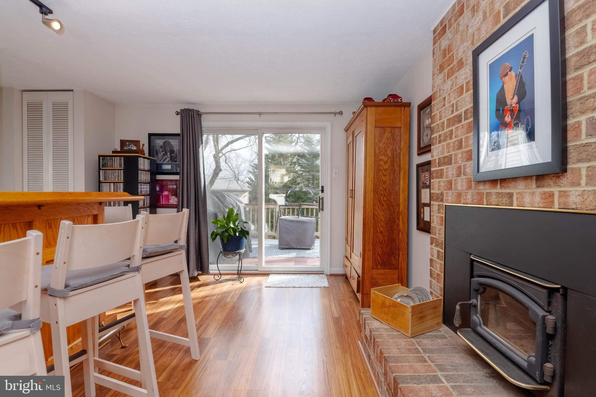 HAMPSTEAD VALLEY - Residential