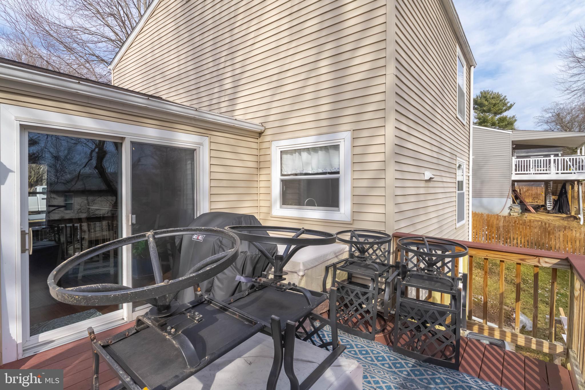 HAMPSTEAD VALLEY - Residential