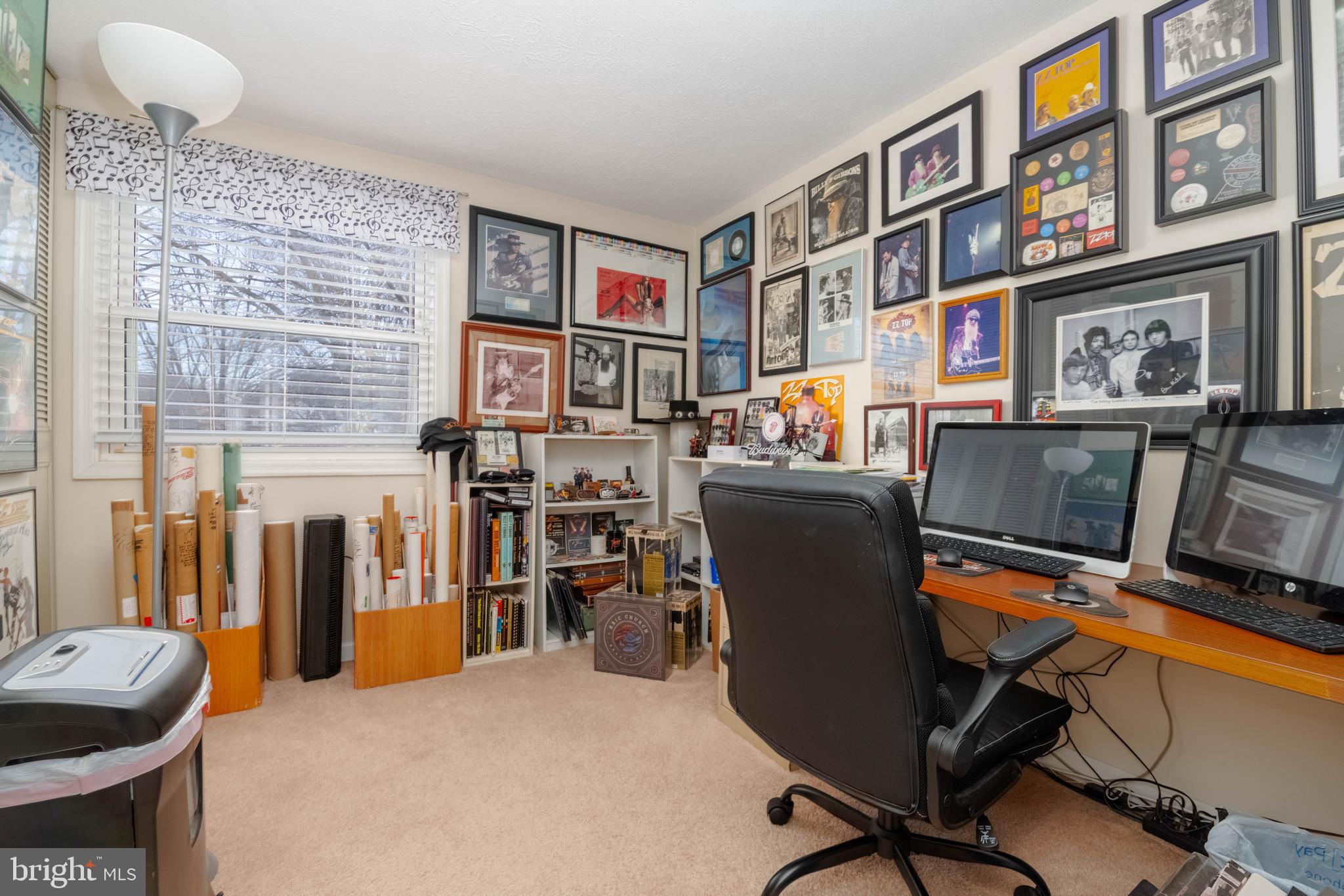 HAMPSTEAD VALLEY - Residential