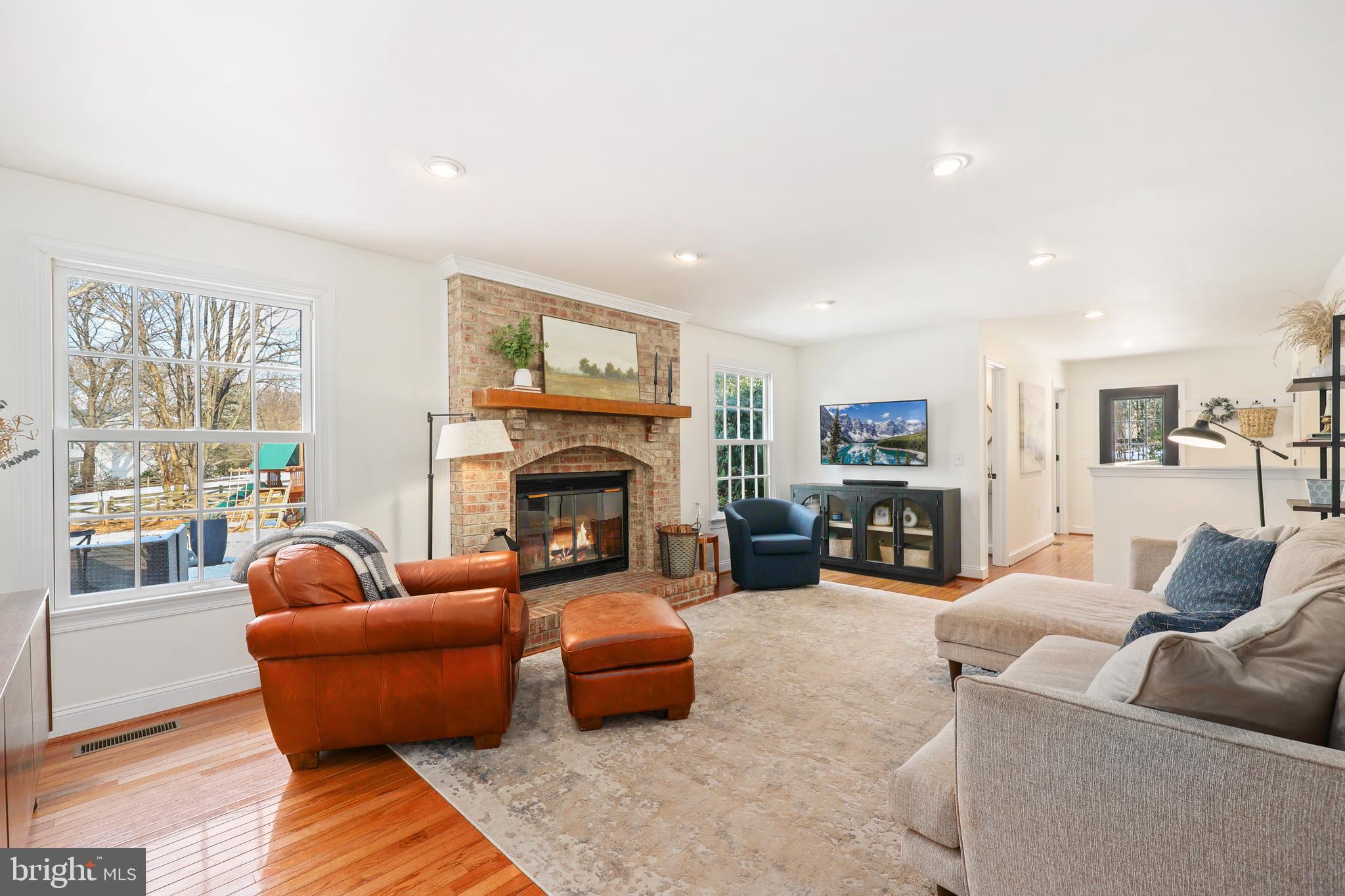 COUNTRYSIDE - Residential