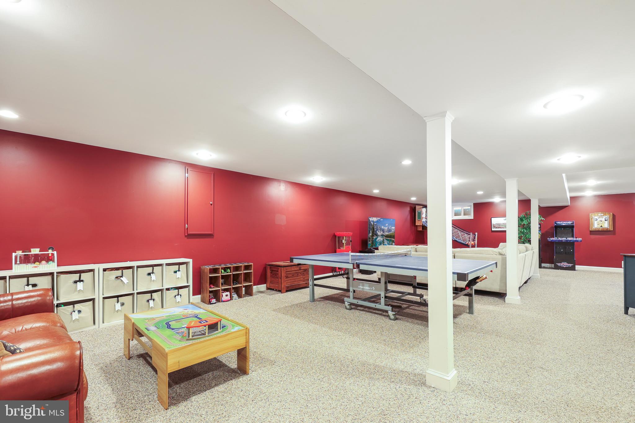 COUNTRYSIDE - Residential